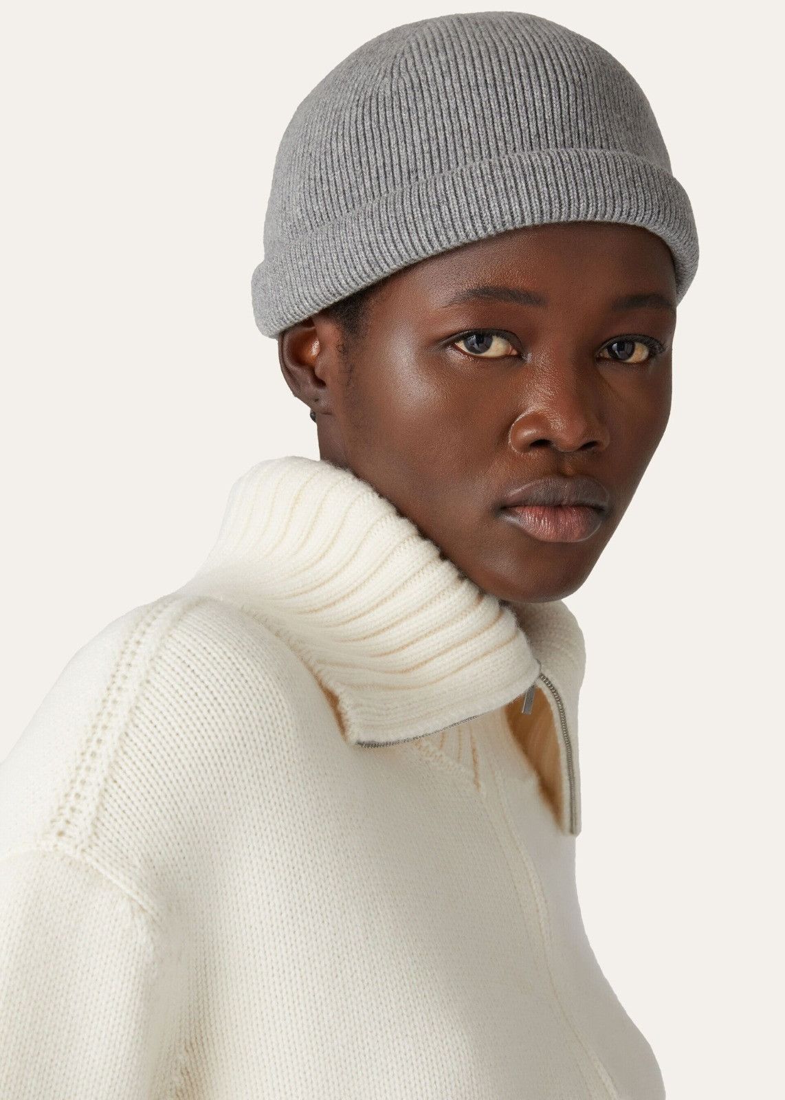 Loro Piana o1srvl11e0325 FAN2724 Size: OS Cap / Hat in Grey Size ONE SIZE - 3 Thumbnail