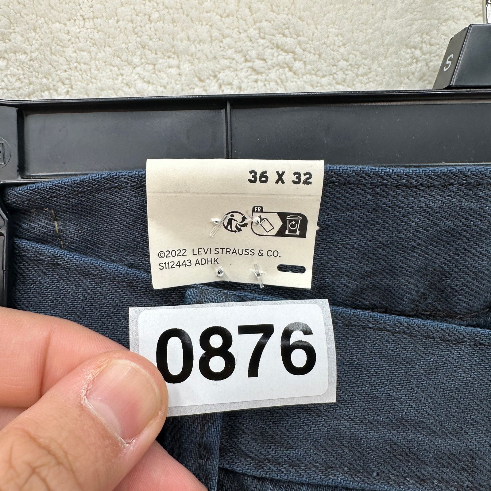 Levi's LEVI'S 501 VINTAGE STYLE MEN'S 36X32 DARK WASH STRAIGHT LEG Size US 36 / EU 52 - 3 Thumbnail