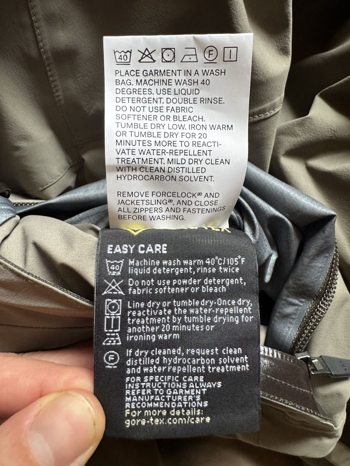 Acronym J110TS-GT 3L Gore-Tex Pro Tec Sys Jacket (alpha green) Size US S / EU 44-46 / 1 - 13 Thumbnail