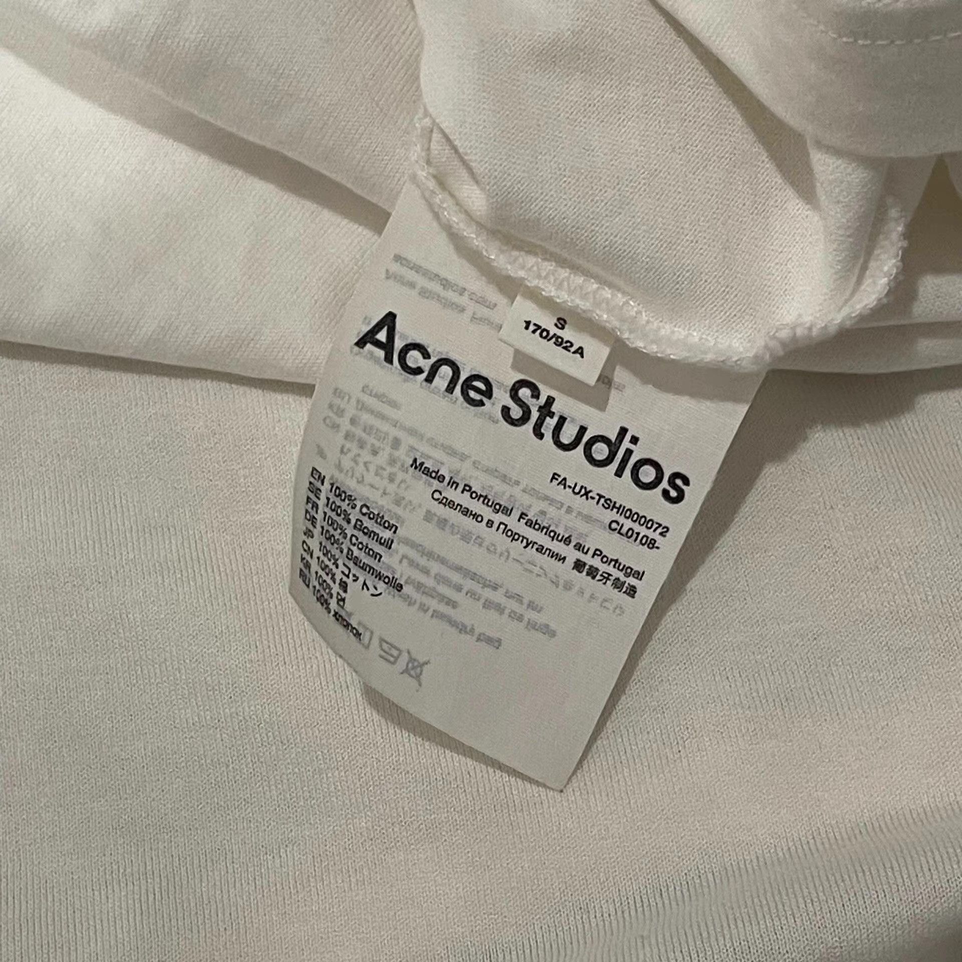 Acne Studios Acne Studios smiley face T-shirt Q19 Size US S / EU 44-46 / 1 - 3 Thumbnail