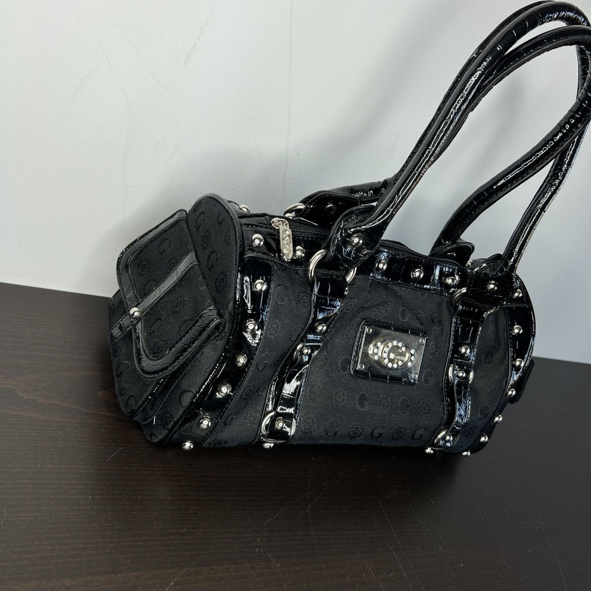 Guess Guees Style Shoulder Mini Bag Baguette Y2K Avant-garde 00’s Size ONE SIZE - 2 Thumbnail