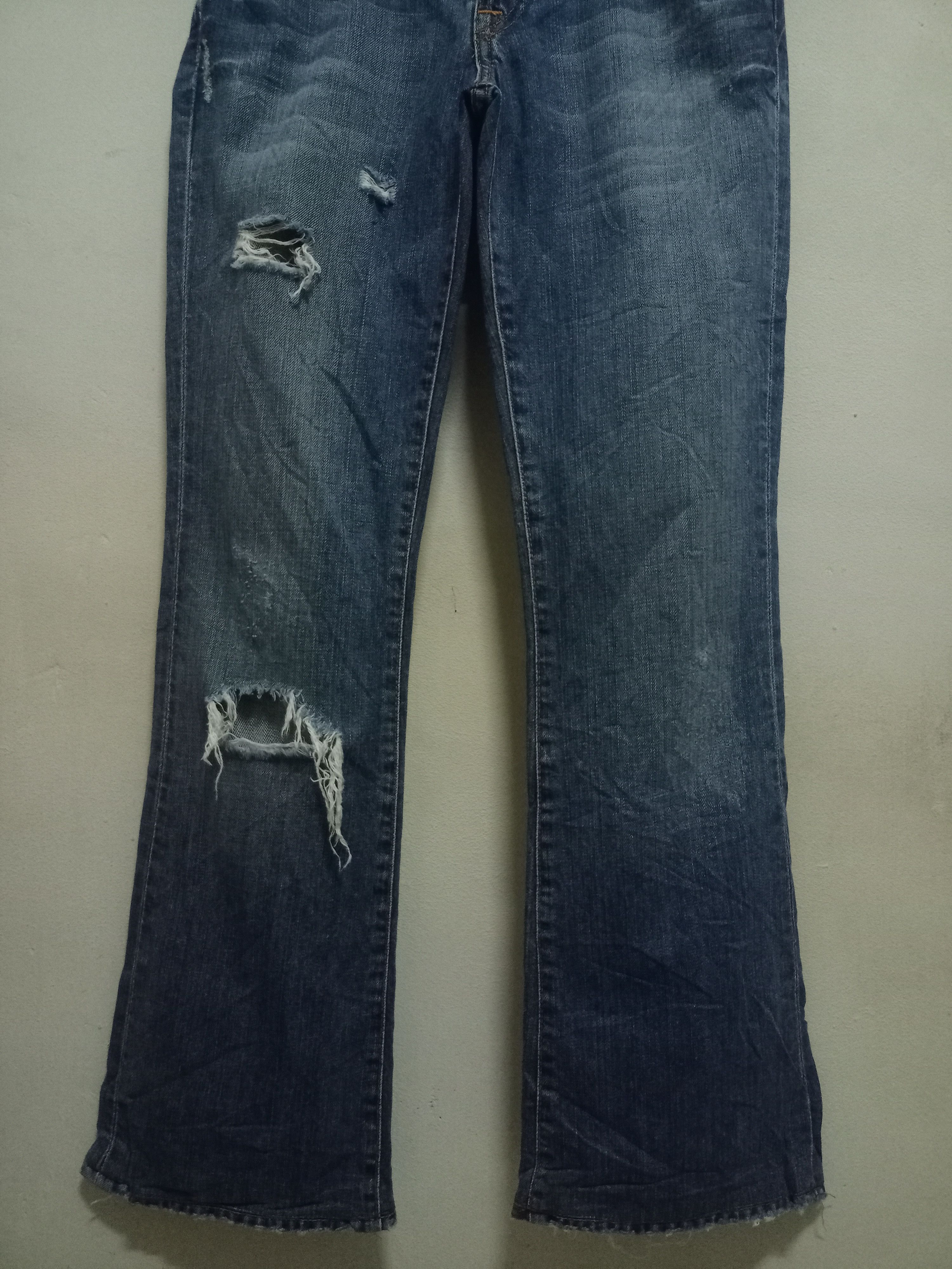 Lucky Brand Vintage Lucky Brand Blue Wash Distressed Flare Jeans 30x30 Size US 30 / EU 46 - 5 Thumbnail