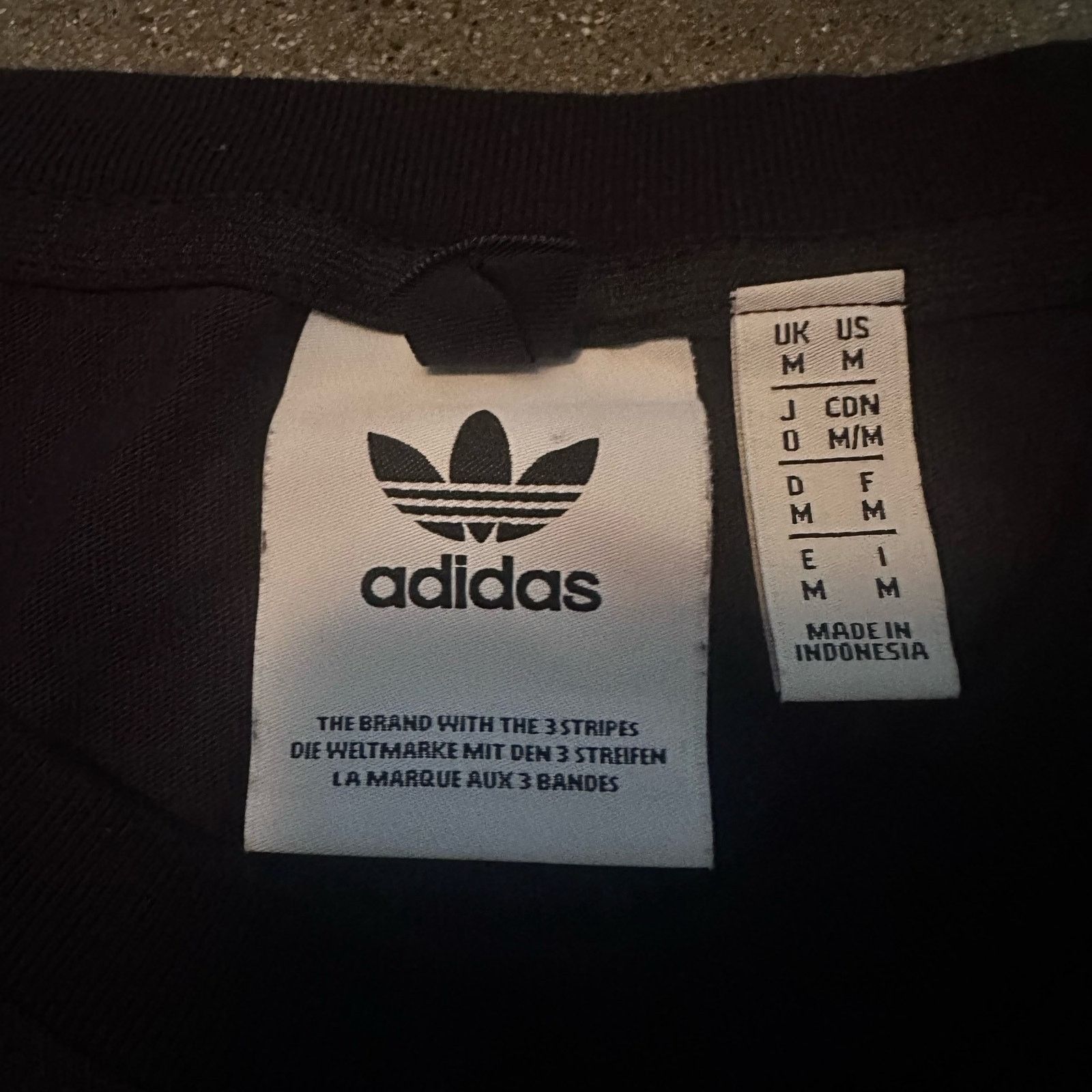 Adidas adidas adventure graphic tee contrast stitch Size US M / EU 48-50 / 2 - 2 Thumbnail