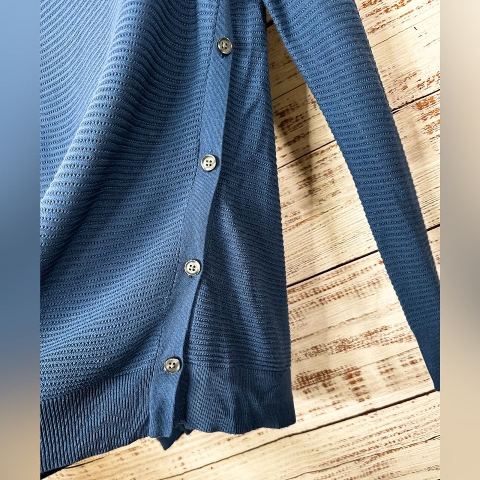 Loft Ann Taylor LOFT Blue Sweater with Side Buttons, EUC Medium Size M / US 6-8 / IT 42-44 - 6 Thumbnail