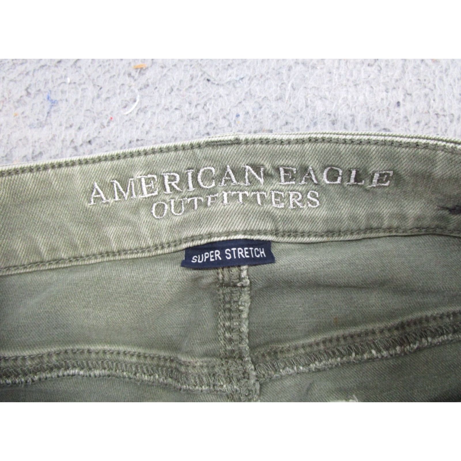 American Eagle Outfitters American Eagle Outfitters Jegging Jeans Women's 4 Green Olive Stretch Distressed 5-Pocket Denim Cotton Blend Regular Size Type: Regular Gender: Women Size 27" / US 4 / IT 40 - 4 Thumbnail