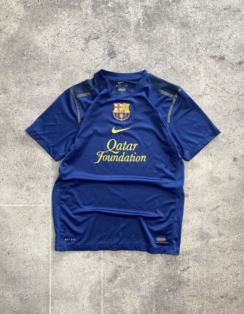 Other Vintage Jersey Nike Barcelona Blockcore Size US M / EU 48-50 / 2 - 4 Thumbnail