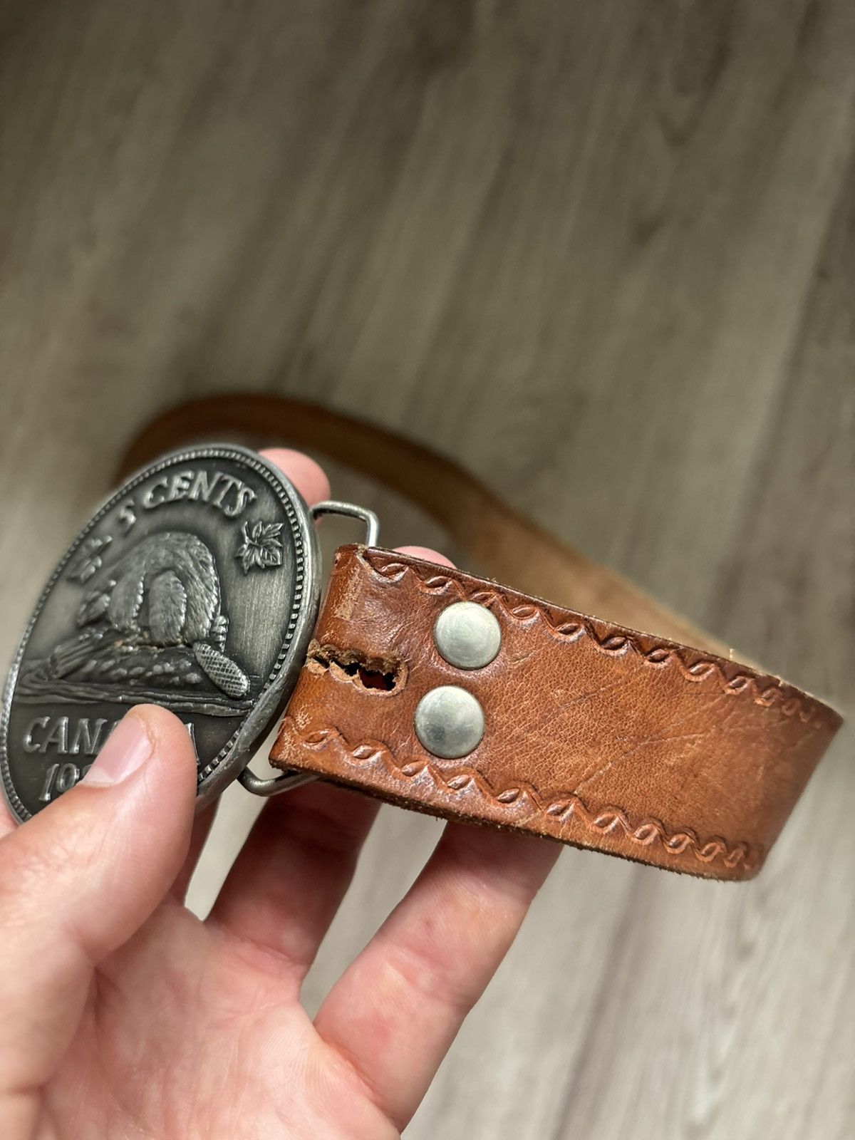 Other Jimm Watson 1977 – Canada 5 Cents 1937 Beaver Belt Buckle Size ONE SIZE - 4 Thumbnail