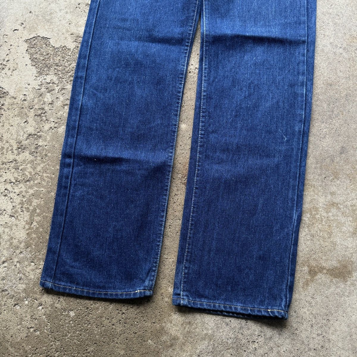 Vintage Vintage 70s Lee Riders Dark Wash Denim Jeans 27x32 Size US 27 - 8 Thumbnail