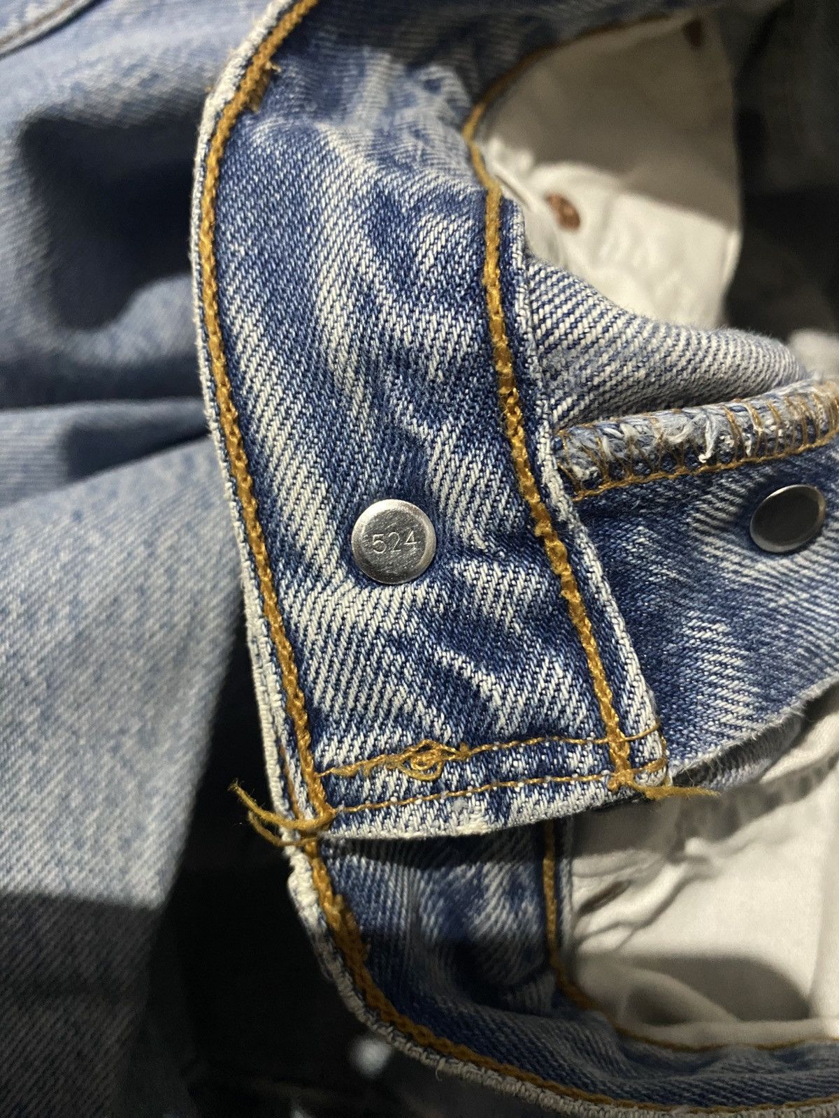 Levi's VINTAGE LEVIS 501xx DISTRESSED JEANS PANTS Size US 33 - 4 Thumbnail