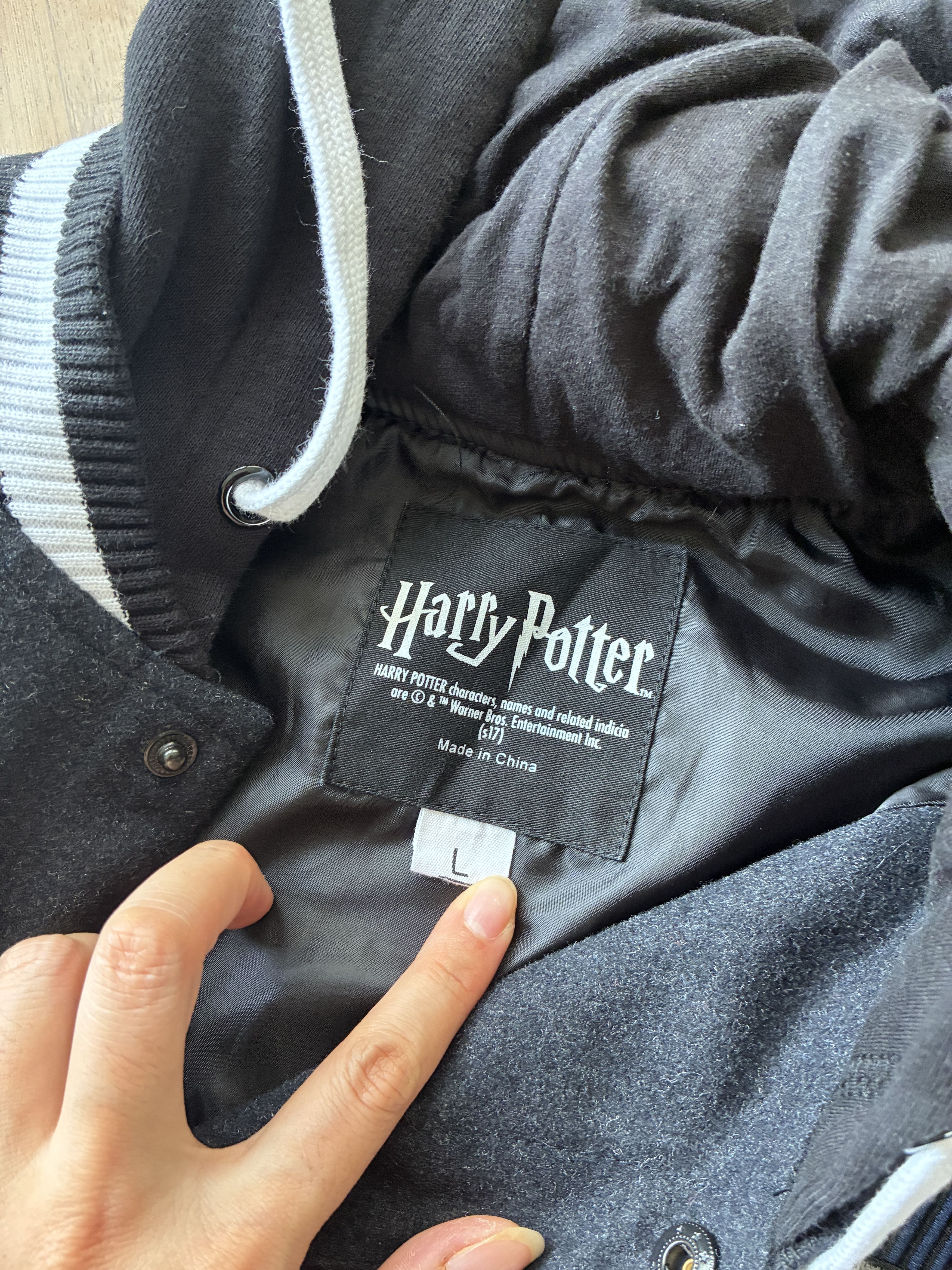 Warner Bros Harry Potter Ravenclaw Varsity Jacket Black Men's Large Size US L / EU 52-54 / 3 - 4 Thumbnail