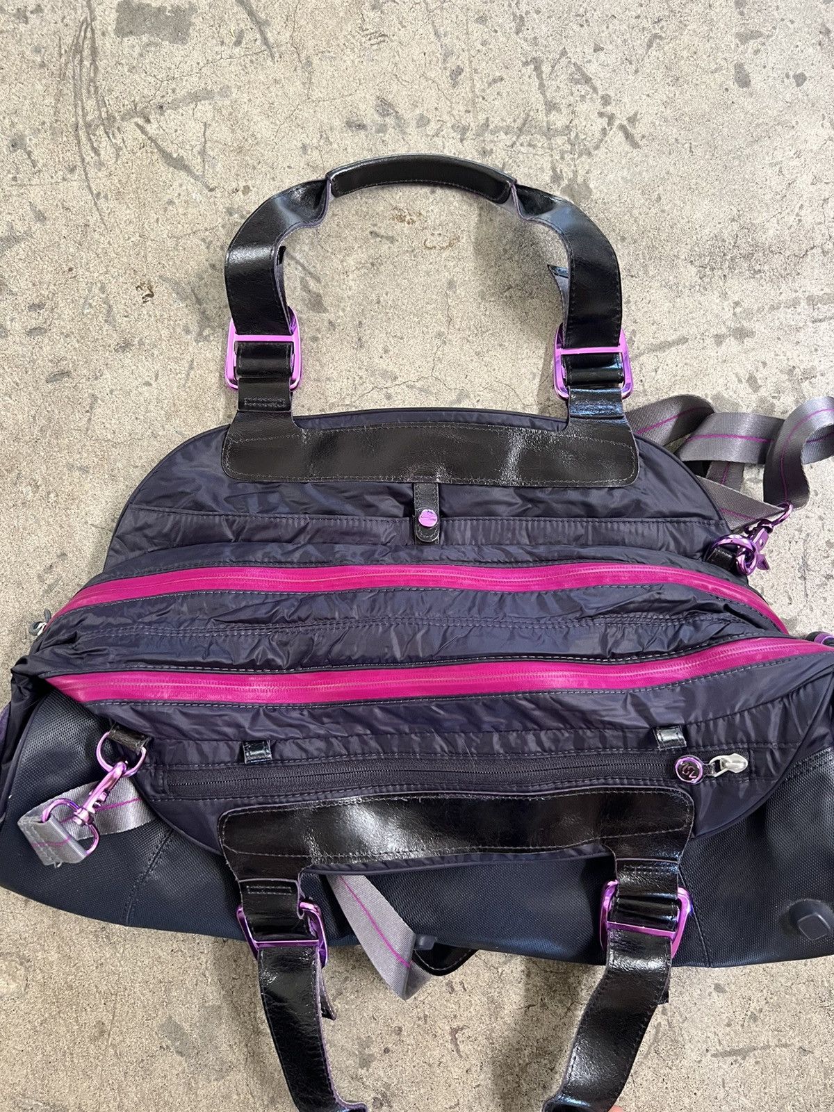 Nike Rare Nike Purple quilted overnight bag y2k oversized Size ONE SIZE - 3 Thumbnail