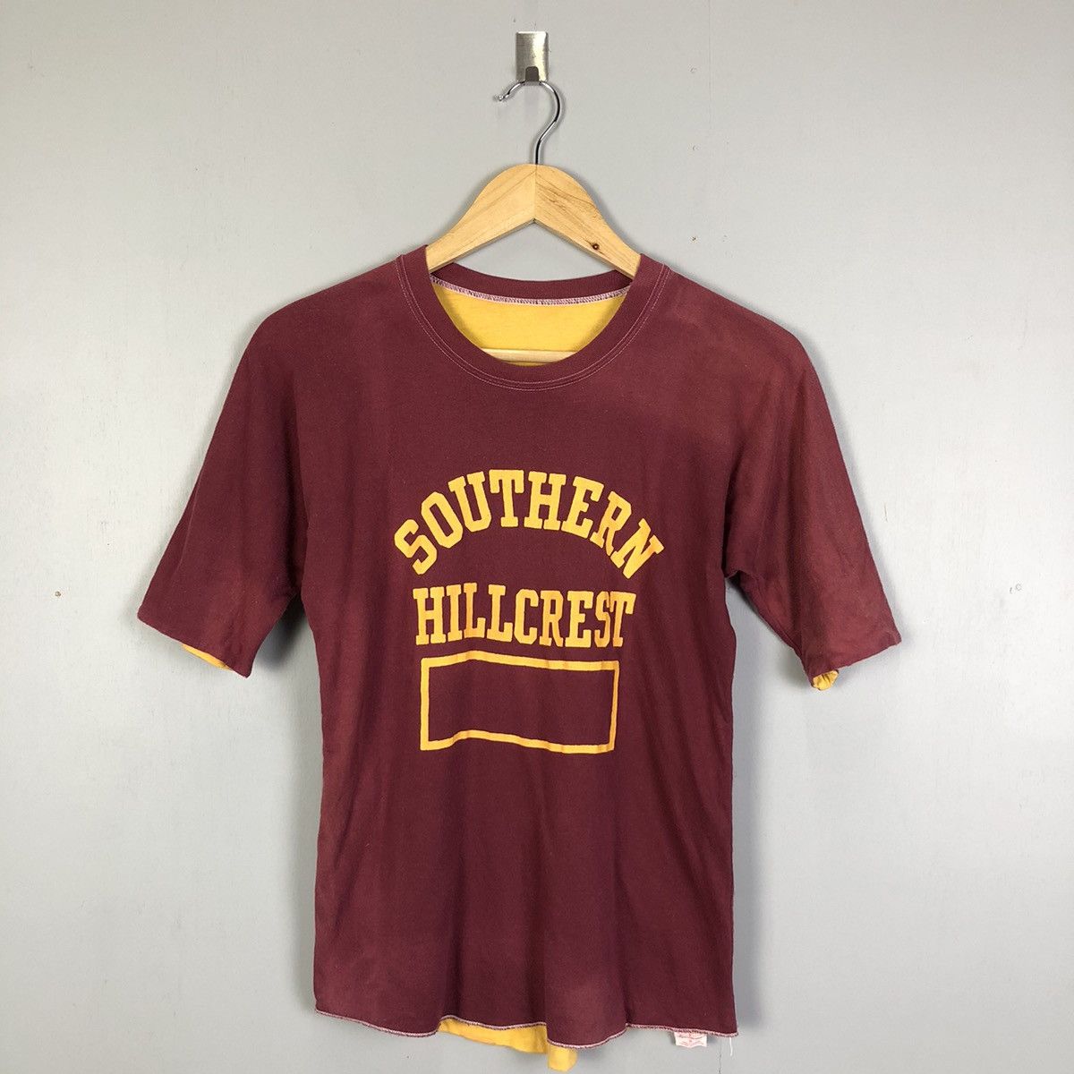If Six Was Nine Vintage 90s Faded McCoy Sportwear Tshirt Size US S / EU 44-46 / 1 - 1 Thumbnail