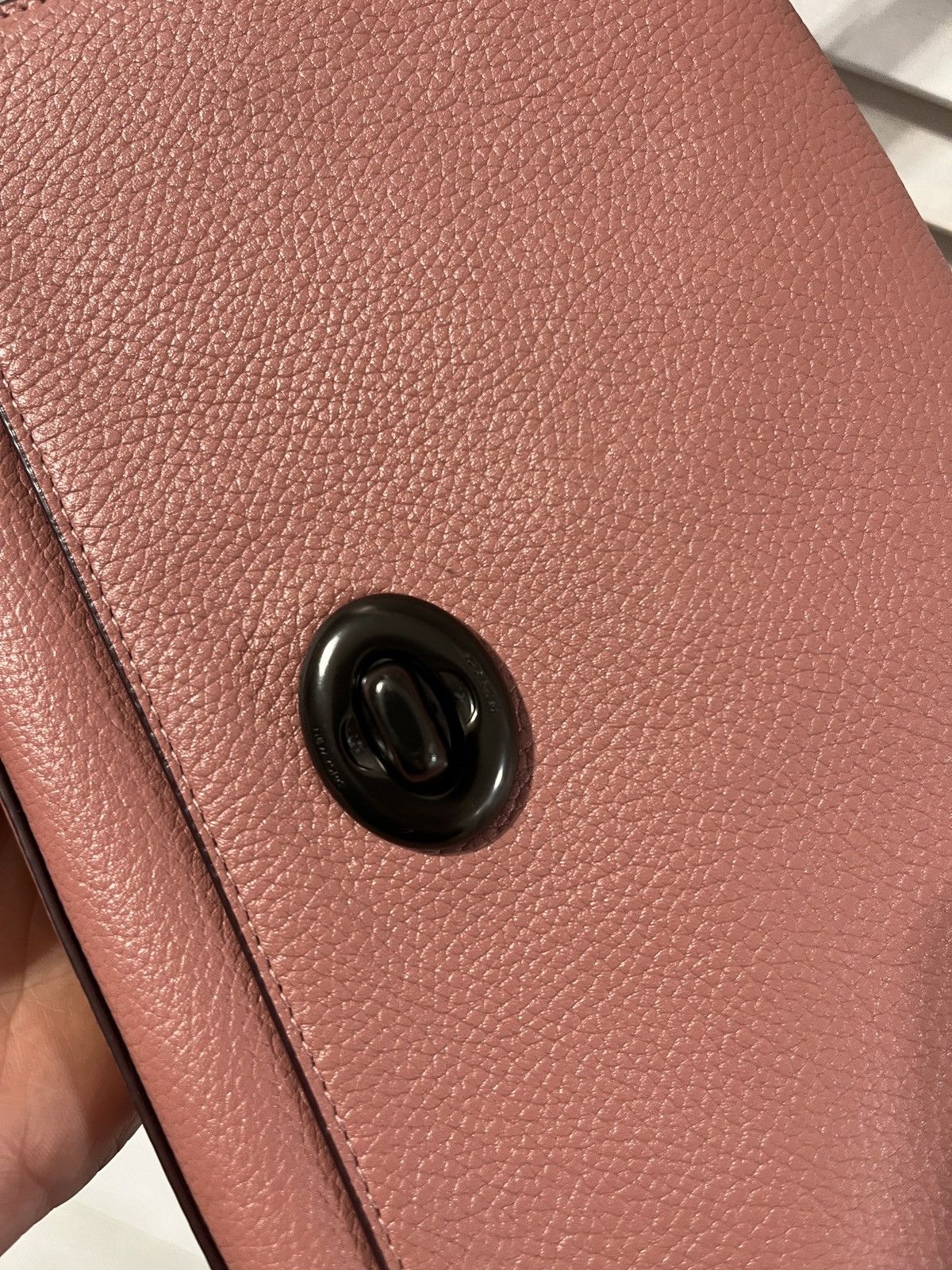 Coach × Designer × Vintage Bag COACH 1494 Pebble Leather Crosstown Size ONE SIZE - 11 Thumbnail