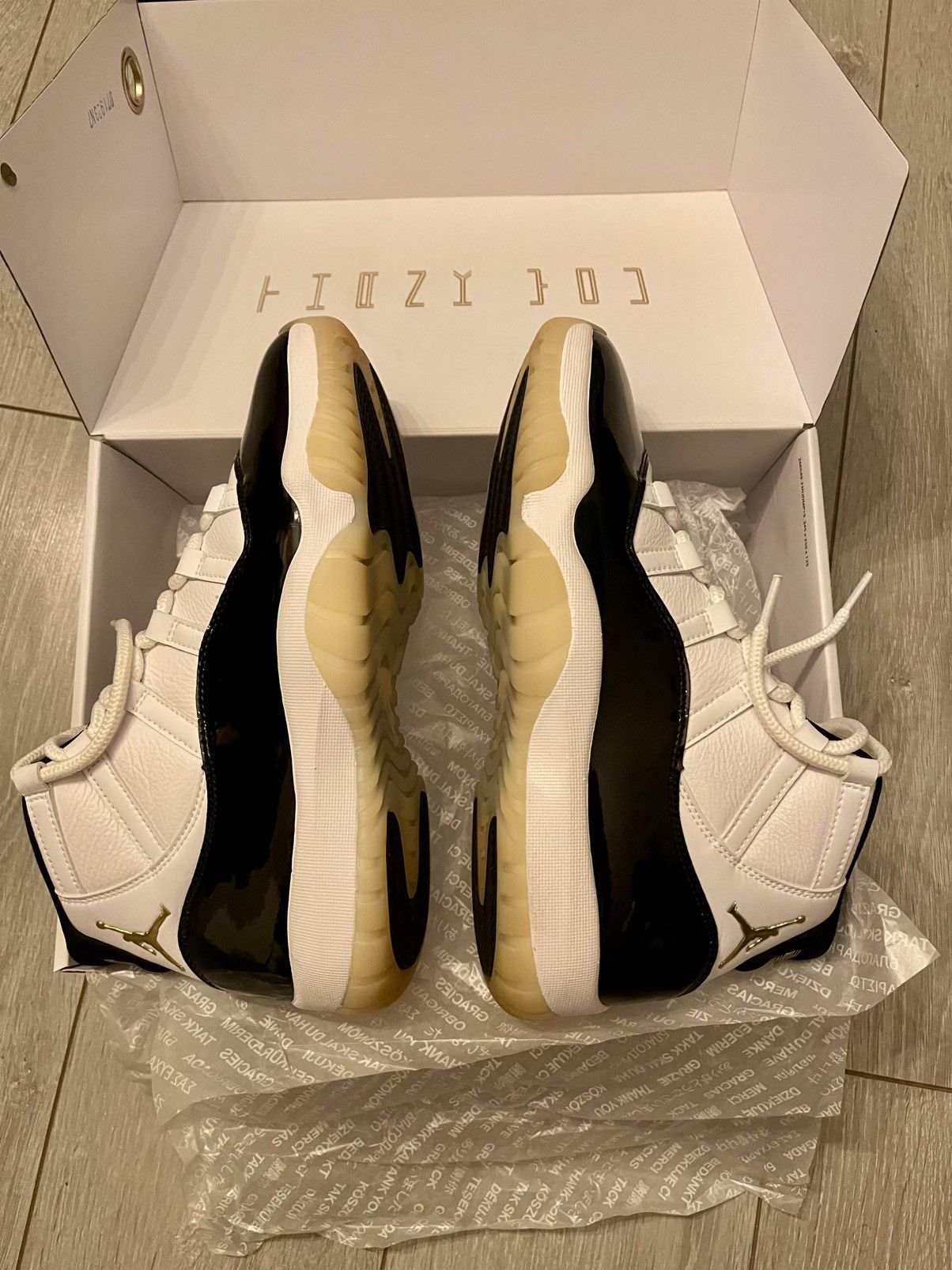Jordan Brand Jordan 11 retro gratitude Size US 10 / EU 43 - 13 Thumbnail