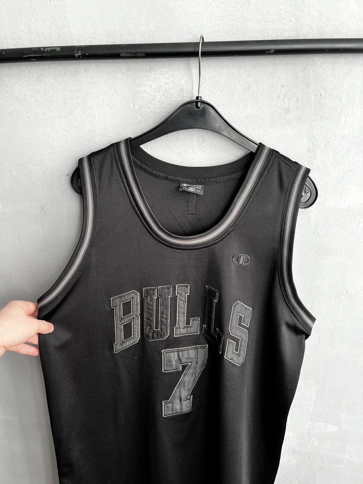 NBA × Vintage Champion Bulls Gordon 7 jersey Size US XL / EU 56 / 4 - 5 Thumbnail