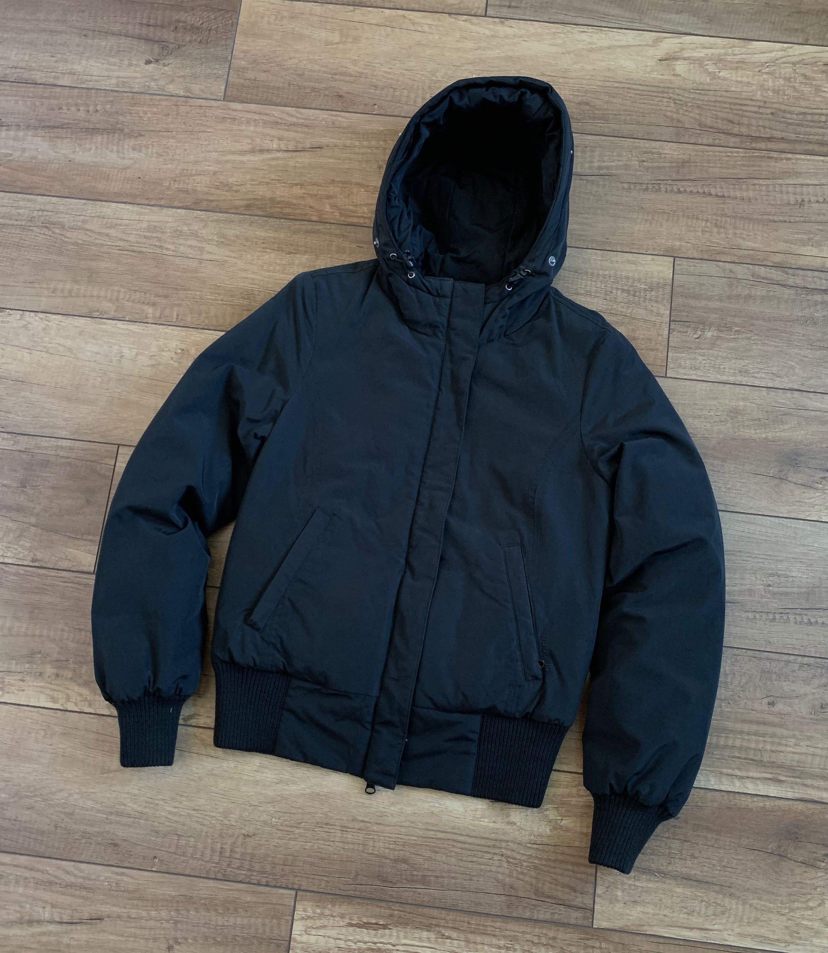Woolrich Woolen Mills Woolrich Black Down Hooded Bomber Jacket Size S / US 4 / IT 40 - 1 Thumbnail