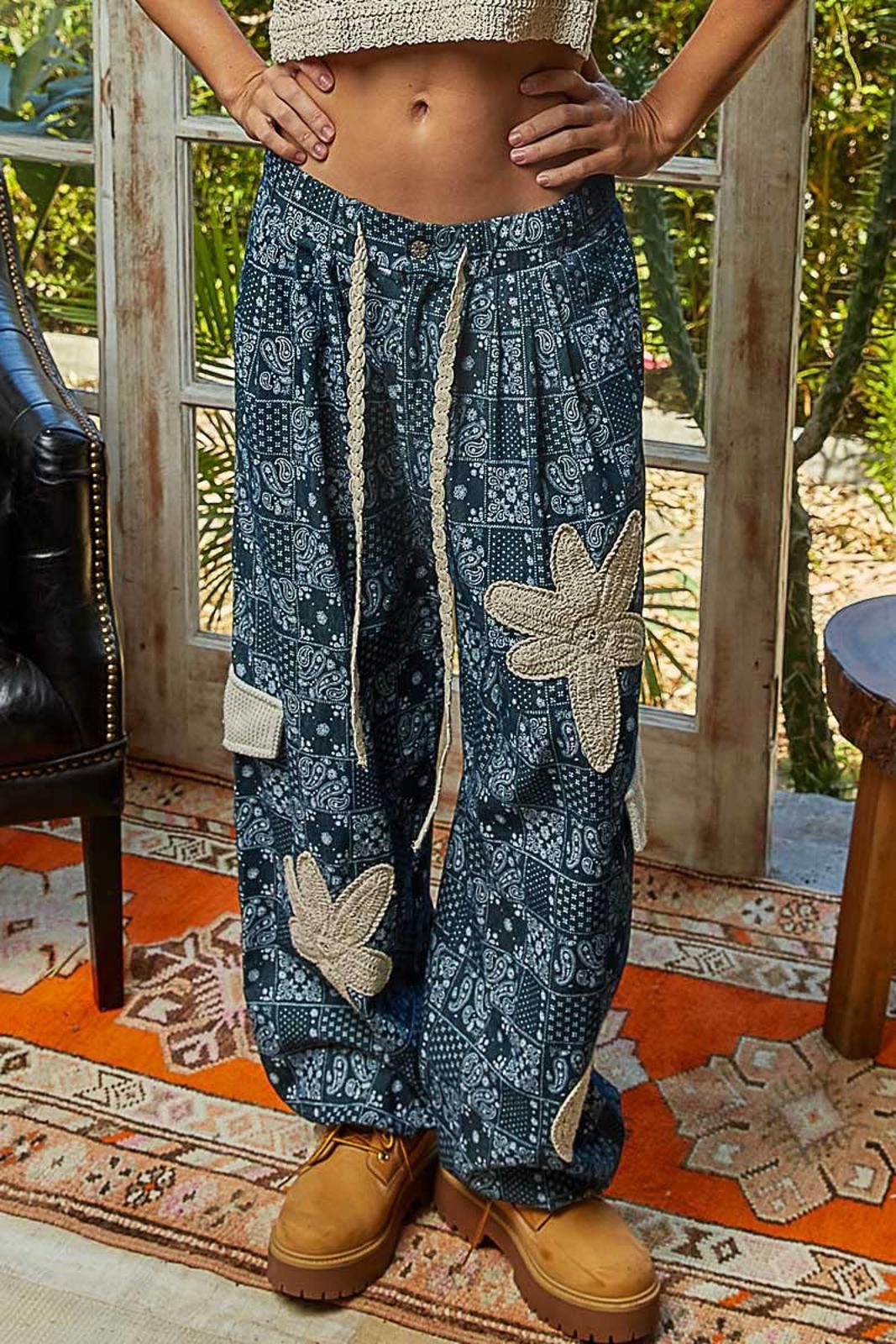 Other POL Pleat Detail Floral Patchwork Cargo Jogger Pants Size 28" / US 6 / IT 42 - 7 Thumbnail