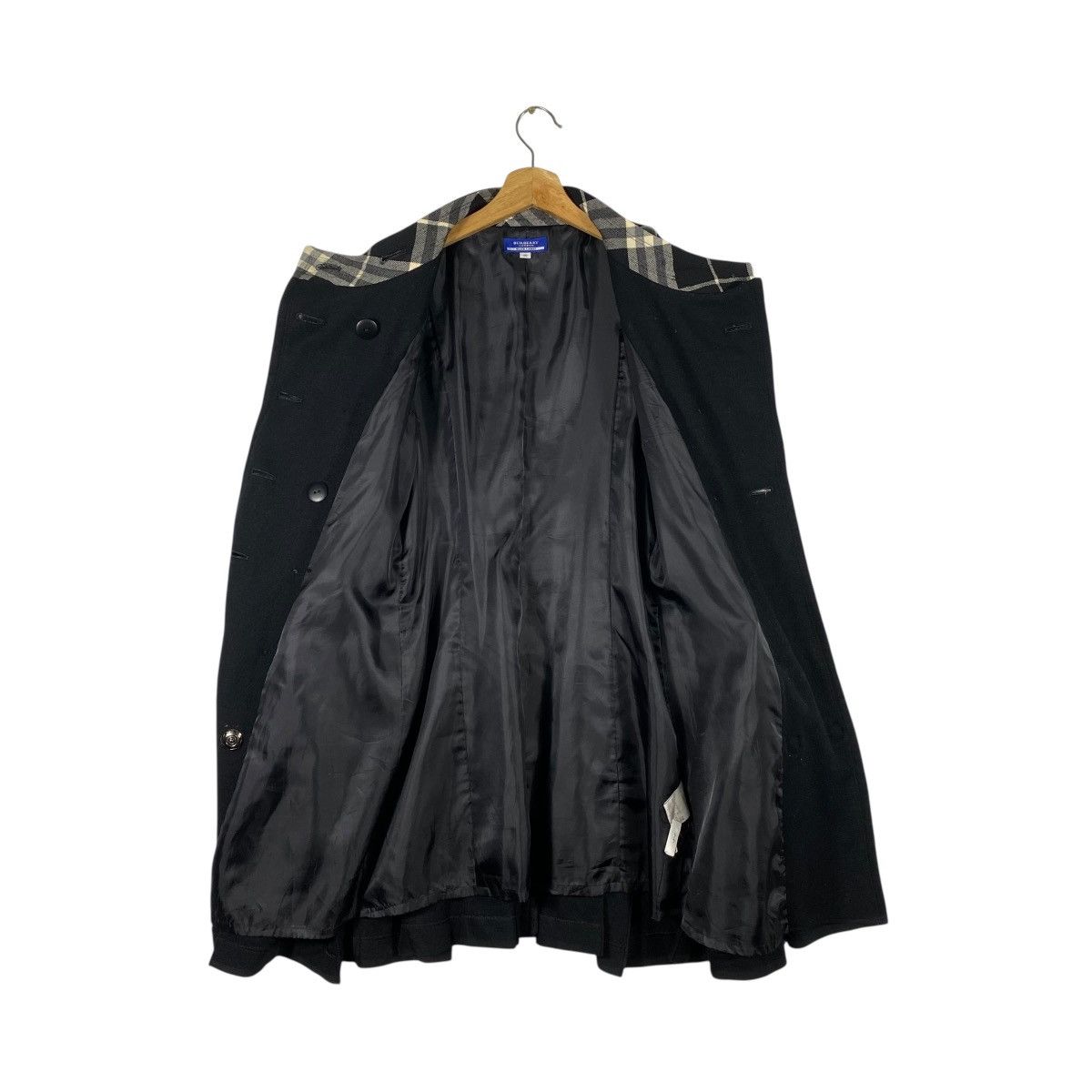 Burberry Burberry Blue Label Dress Wool Button Size 38 Black Color Size XS / US 0-2 / IT 36-38 - 5 Thumbnail