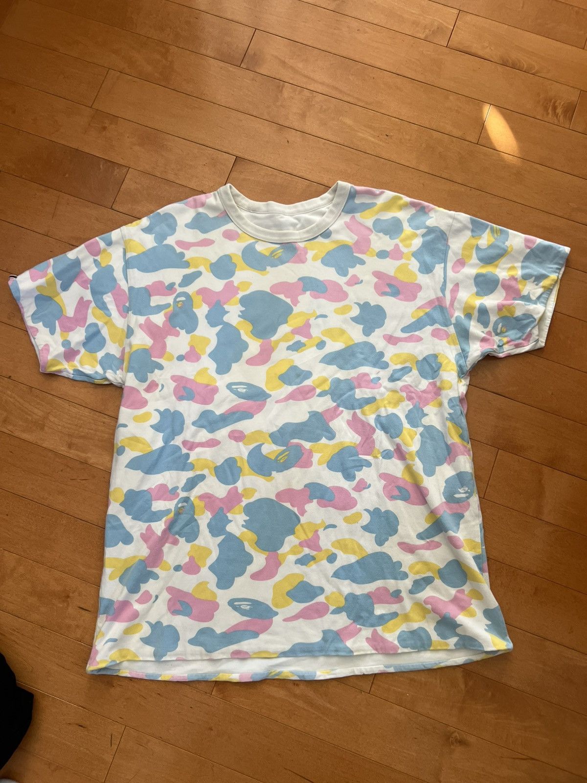 Bape Bape Cotten Candy Camo reversible Tee Size US XL / EU 56 / 4 - 1 Thumbnail