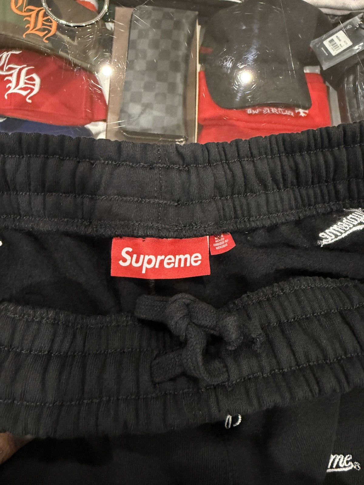 Supreme Supreme Script Script Sweatpants Black Size: L Size US 34 / EU 50 - 5 Thumbnail
