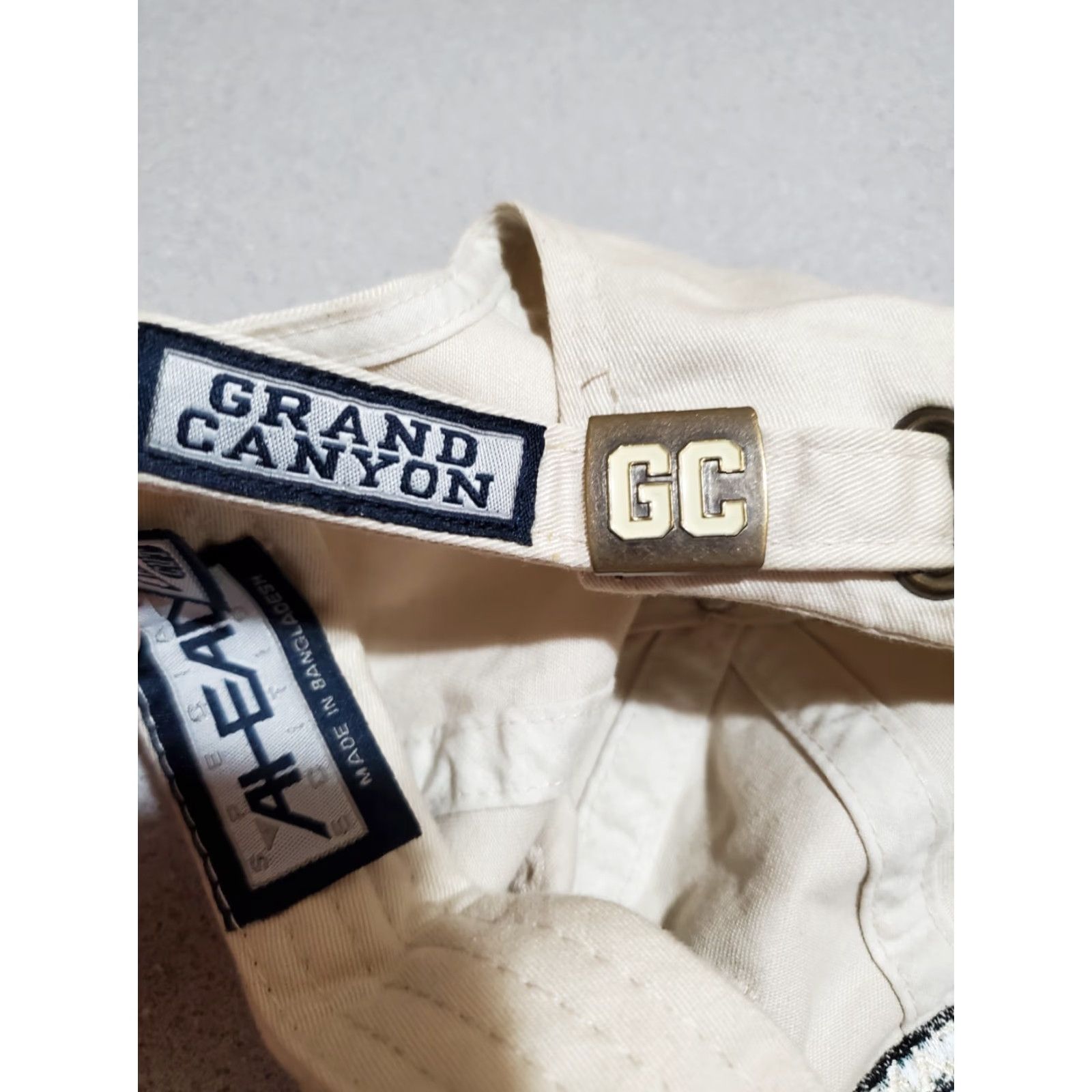 Vintage VINTAGE? No. Size US M / EU 48-50 / 2 - 5 Thumbnail