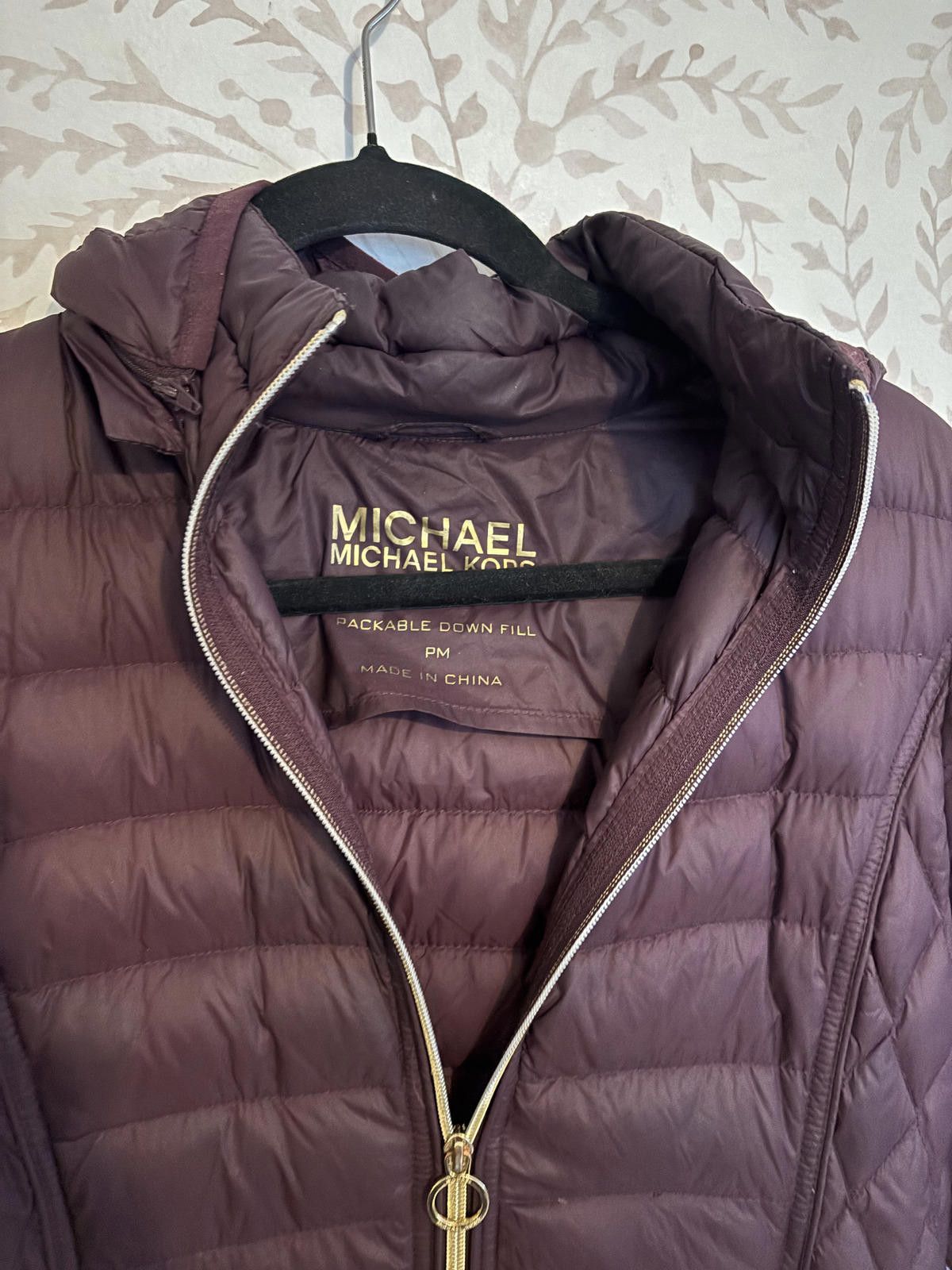 Michael Kors Michael Kors Packable Down Fill Women's Coat PM Size M / US 6-8 / IT 42-44 - 2 Thumbnail