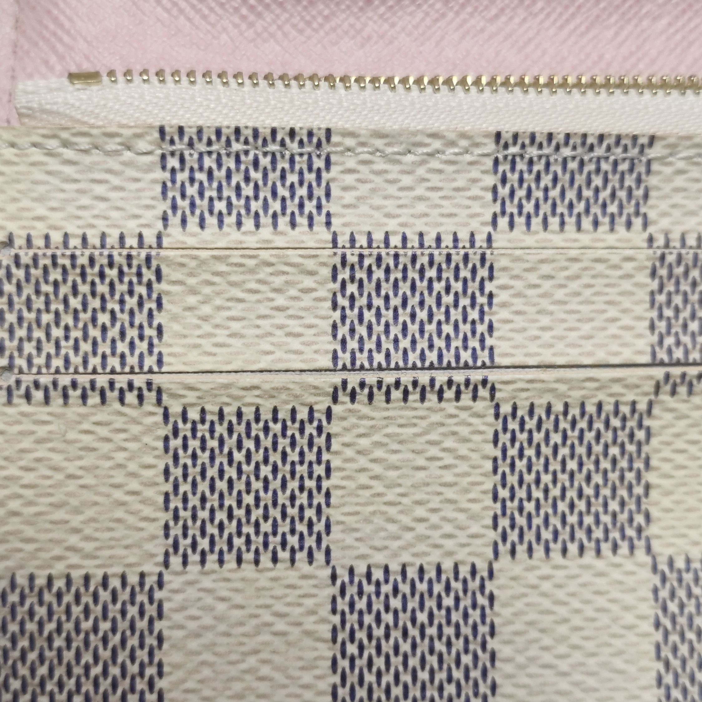 Louis Vuitton Louis Vuitton (LV) Emilie Checkerboard Snap Wallet -y2506 Size ONE SIZE - 4 Thumbnail
