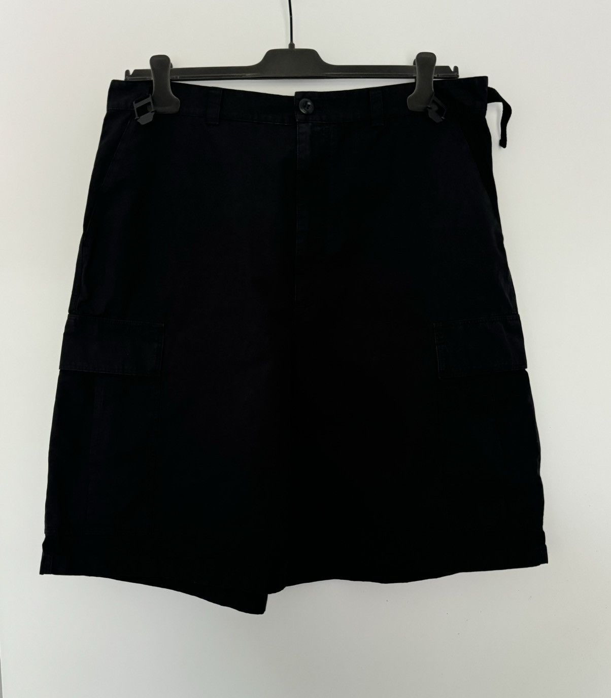 Balenciaga Balenciaga Cargo Shorts Size US 34 / EU 50 - 3 Thumbnail