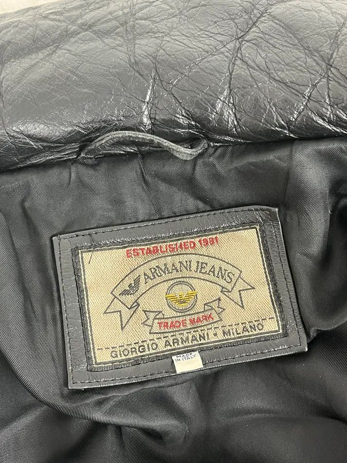 Armani 1990s Armani Black Leather Puffer Jacket Size US L / EU 52-54 / 3 - 13 Thumbnail