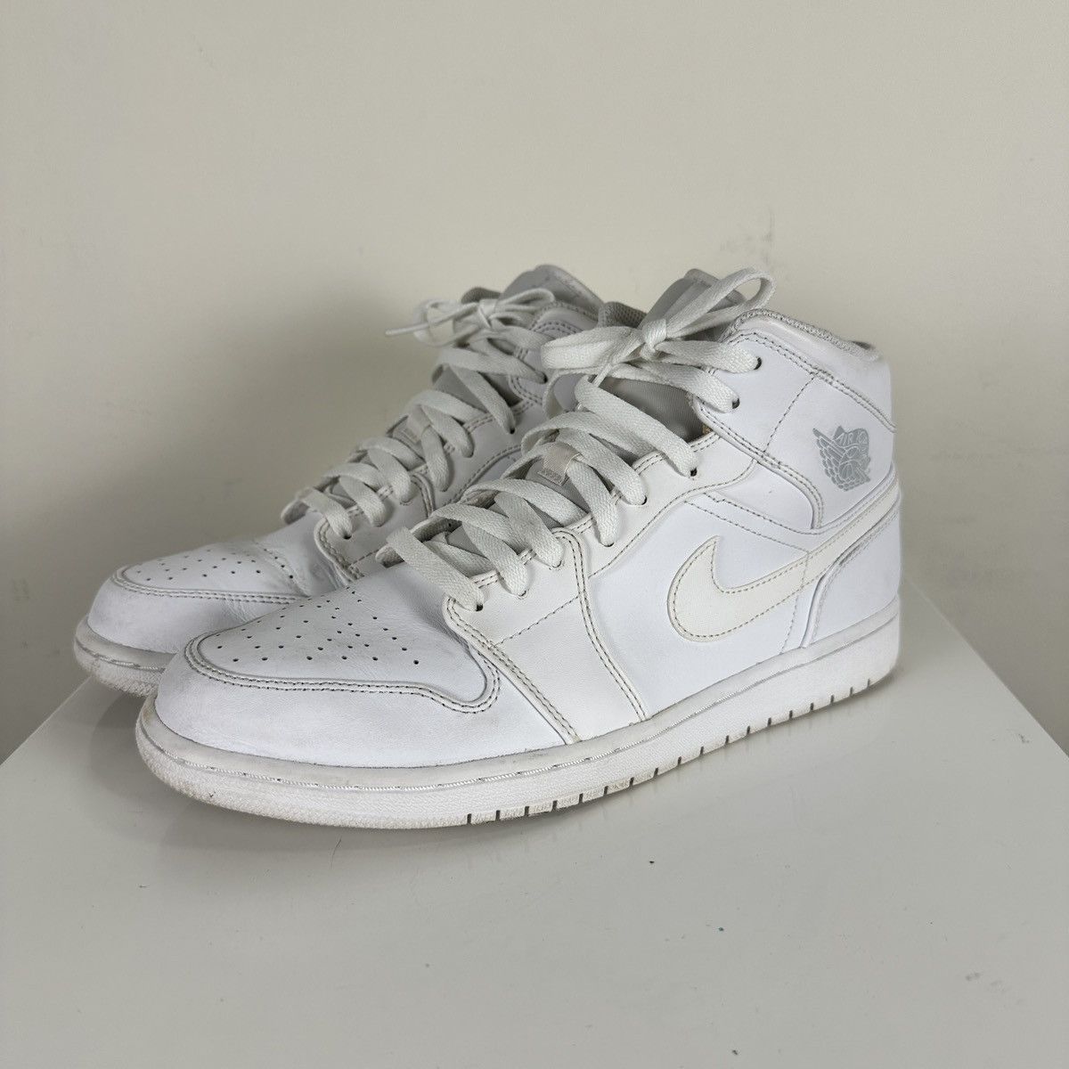 Jordan Brand × Nike Air Jordan 1 Mid Triple White 2020 Size 11.5 Used Rare Size US 11.5 / EU 44-45 - 1 Thumbnail