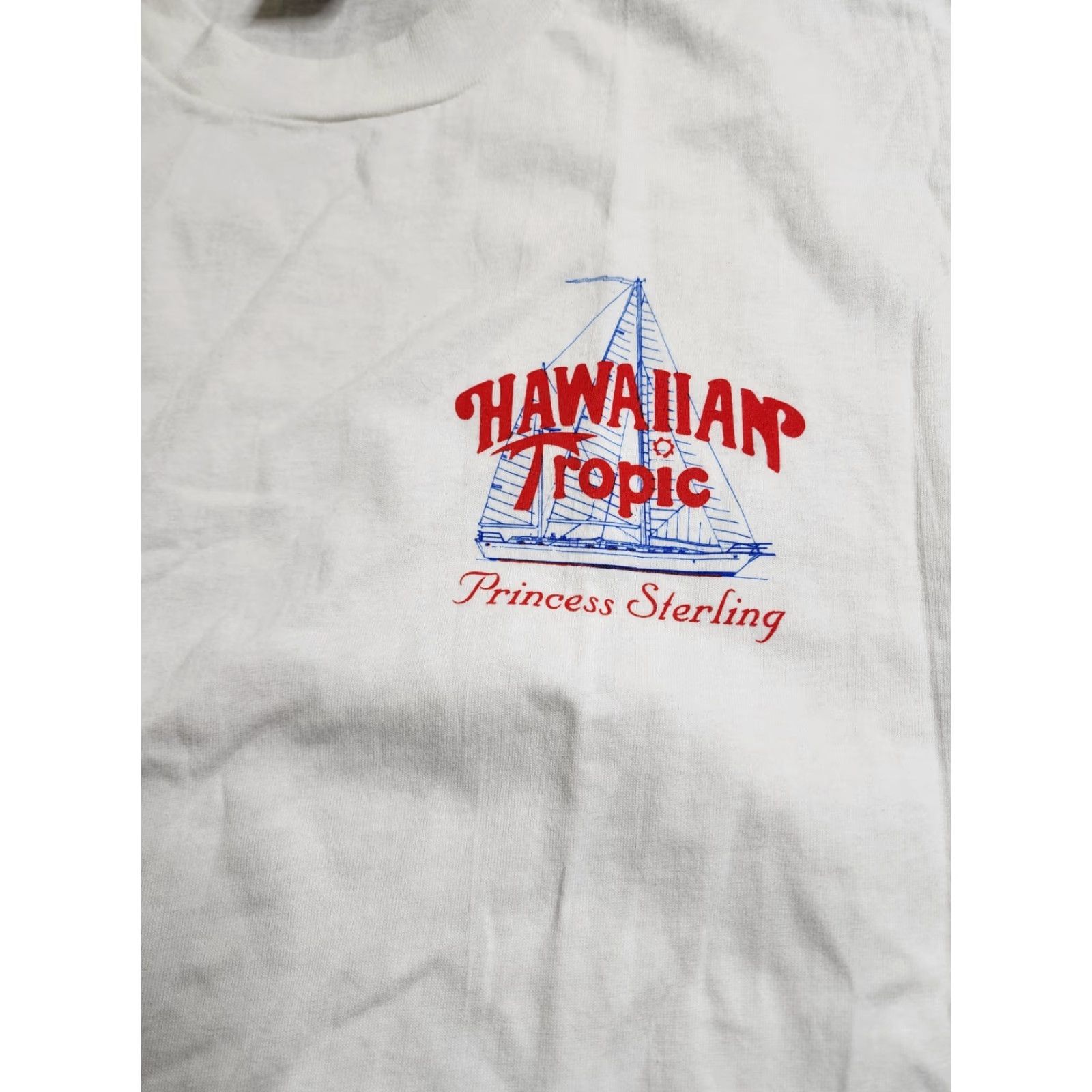 Anvil VINTAGE Anvil Hawaiian Tropic Princess Sailboat Graphic Tee - Shirt, Unisex, Size L, White, 1980s Decade, Mens Womens Boys Girls Size US L / EU 52-54 / 3 - 3 Thumbnail