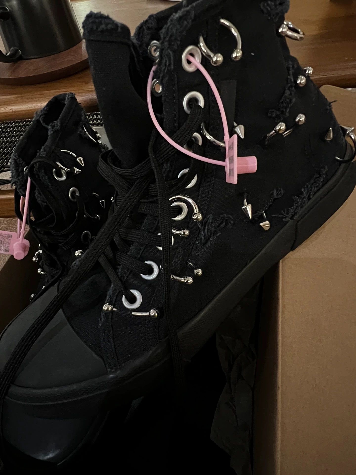 Balenciaga Balenciaga Paris Studded Canvas High-Top Sneaker Black Size US 9 / EU 42 - 8 Thumbnail