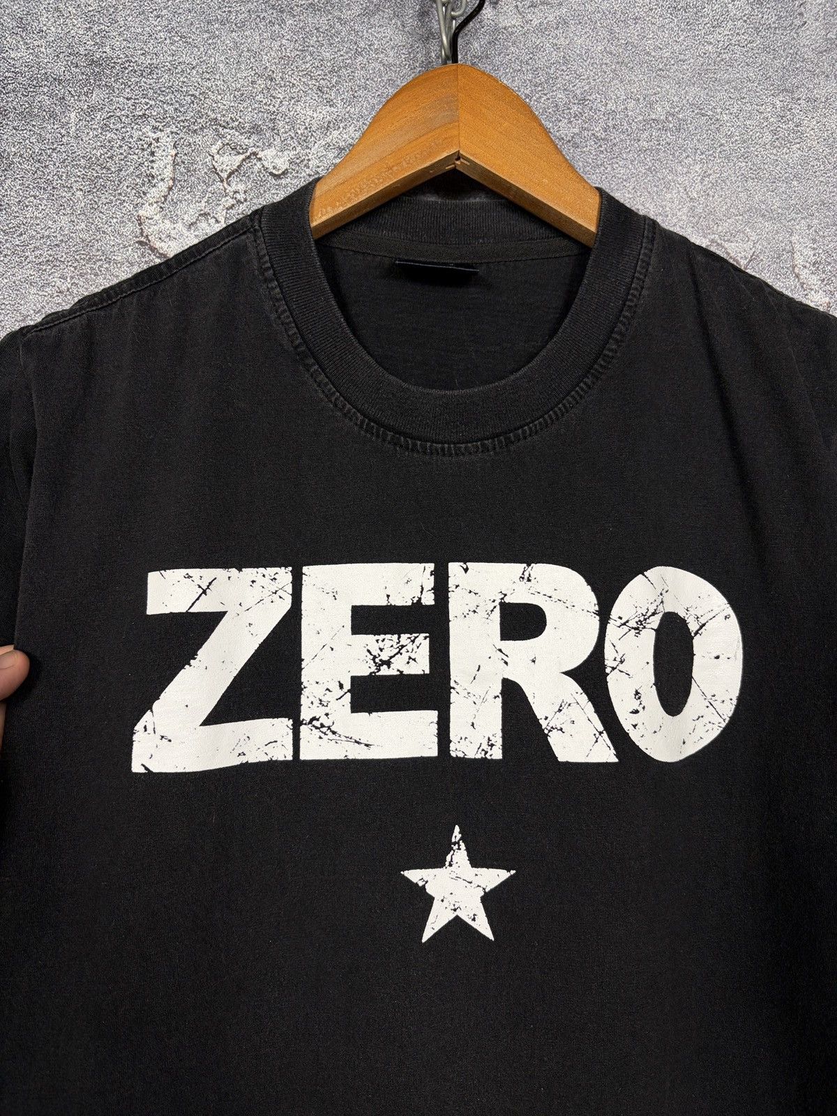 Band Tees Vintage Zero Smashing Pumpkins Band T-shirt Tee Size M Size US M / EU 48-50 / 2 - 3 Thumbnail