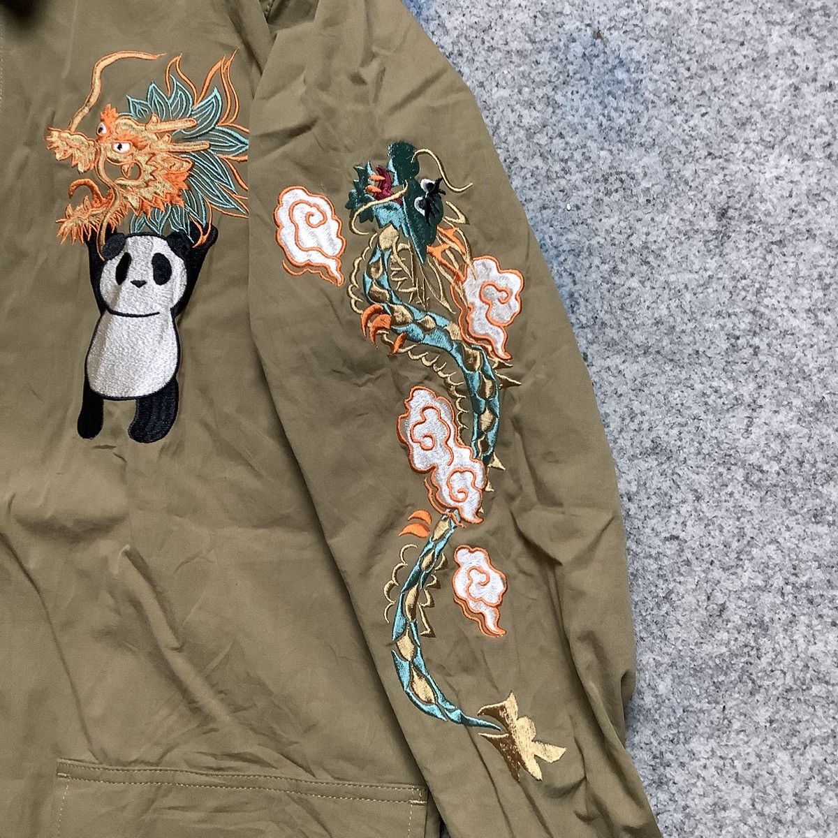 Edifice Japan × Japanese Brand Rare Pandiesta Dragon Sukajan Japanese Brand Size US L / EU 52-54 / 3 - 8 Thumbnail