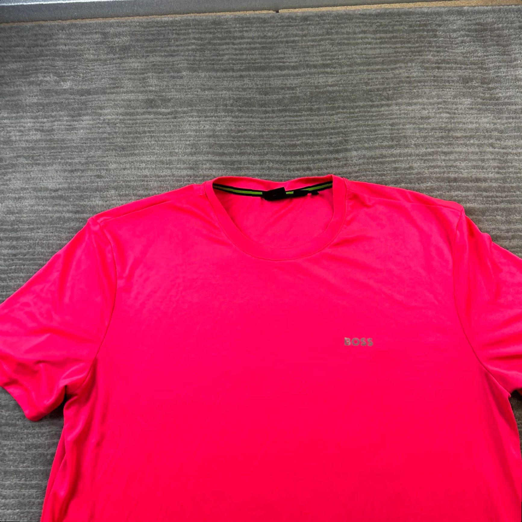 Hugo Boss **HUGO BOSS Pink Pullover Short Sleeve T-Shirt Mens XL** User: **HUGO BOSS Pink Pullover Short Sleeve T-Shirt Mens XL** Size US XL / EU 56 / 4 - 3 Thumbnail