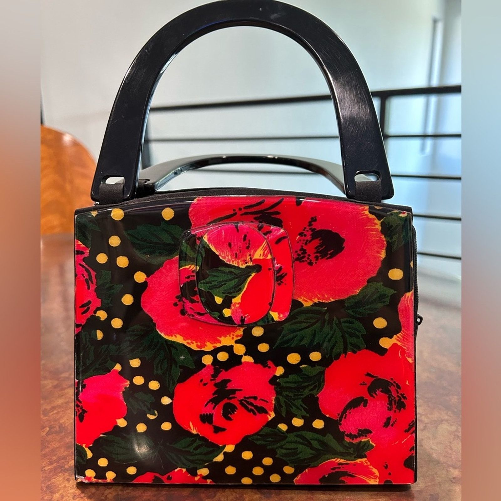 Other Retro resin box evening purse red flowers yellow dots retro Size ONE SIZE - 1 Thumbnail