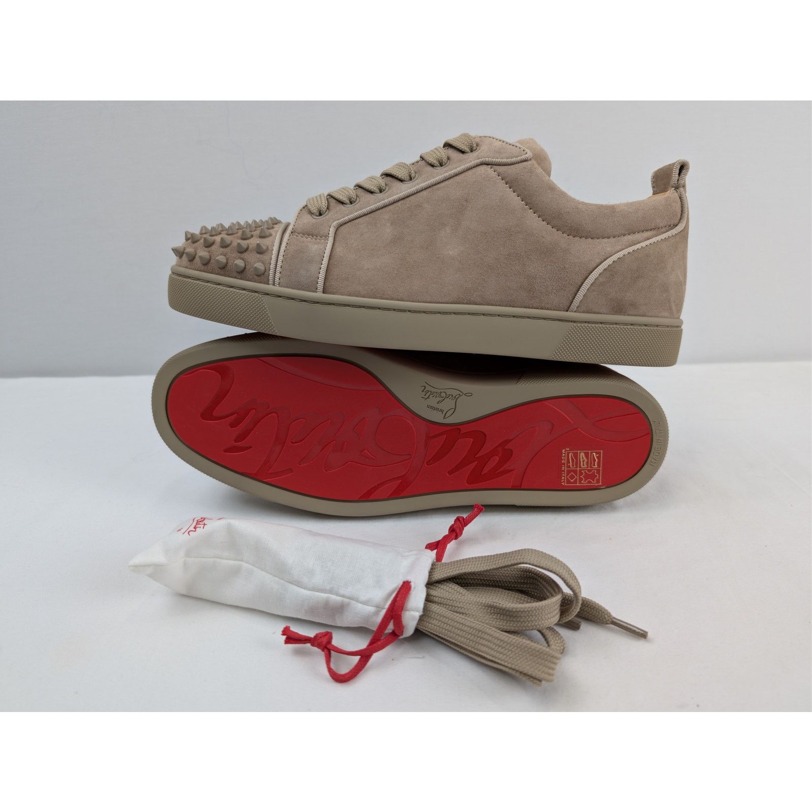 Christian Louboutin o1rshd1 Louis Junior Spikes Orlato Sneakers in Brown Size US 10 / EU 43 - 14 Thumbnail