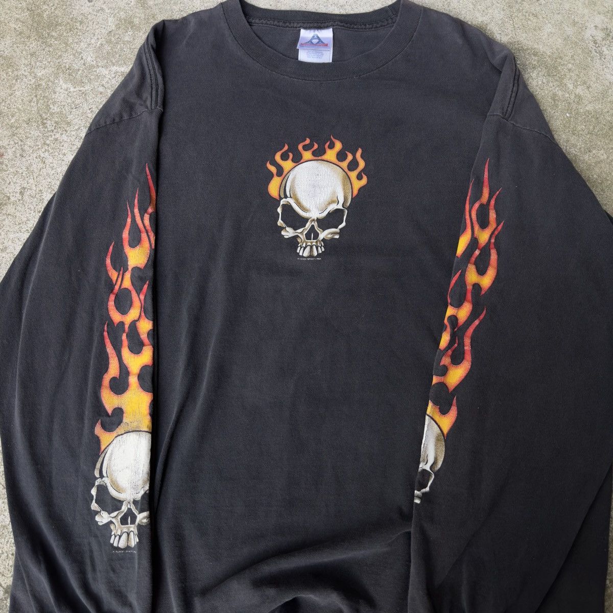 Vintage Skull Biker Flame Longsleeve Thrashed Faded ERD Grunge Biker Size US XL / EU 56 / 4 - 9 Thumbnail
