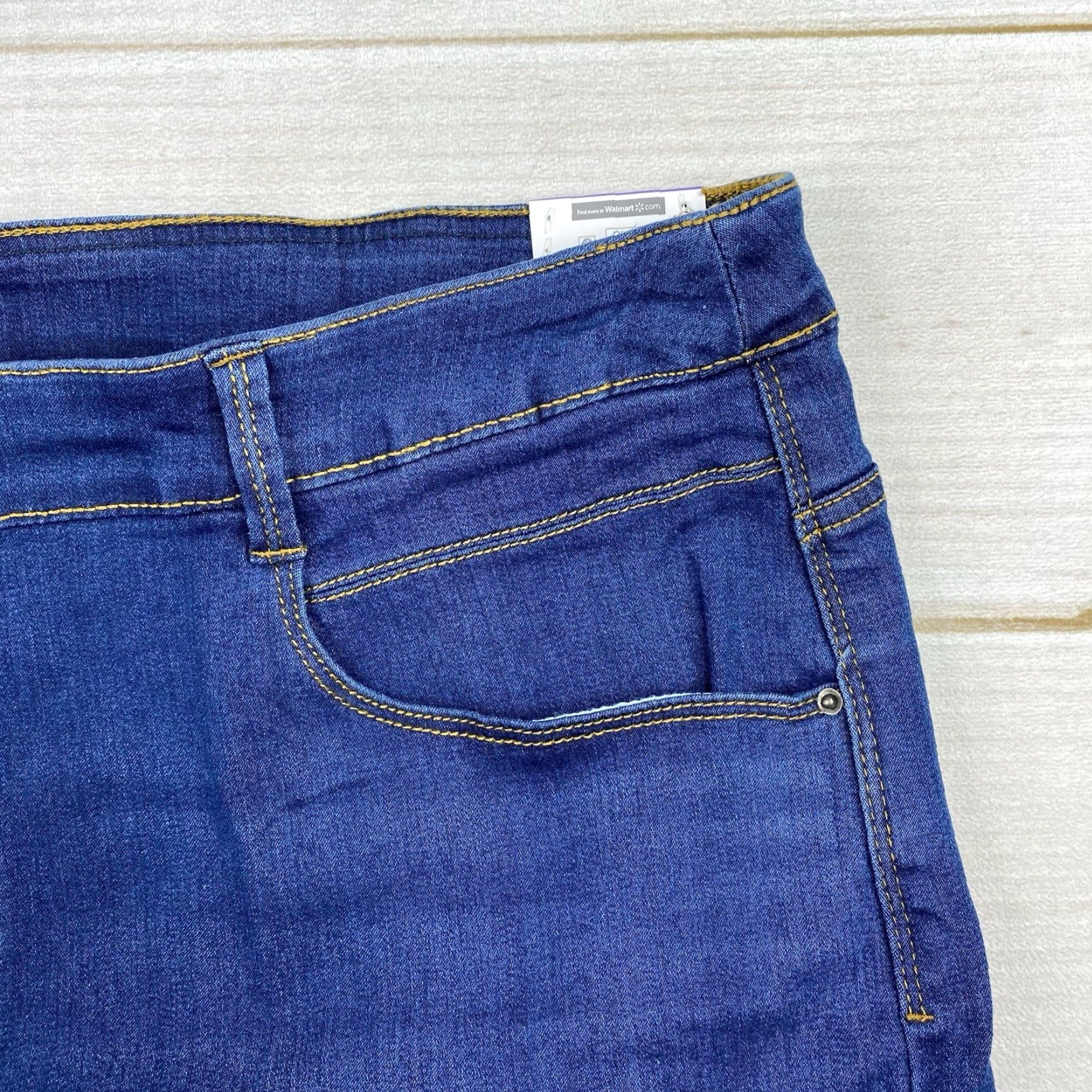 Vintage TIME AND TRU Shorts Women XXL 20 Pull On Denim Dark Blue 5-Pocket Cuffed Stretch NWT - Casual, Walking, Spring/Summer Mens Size 42" / US 20 - 2 Thumbnail