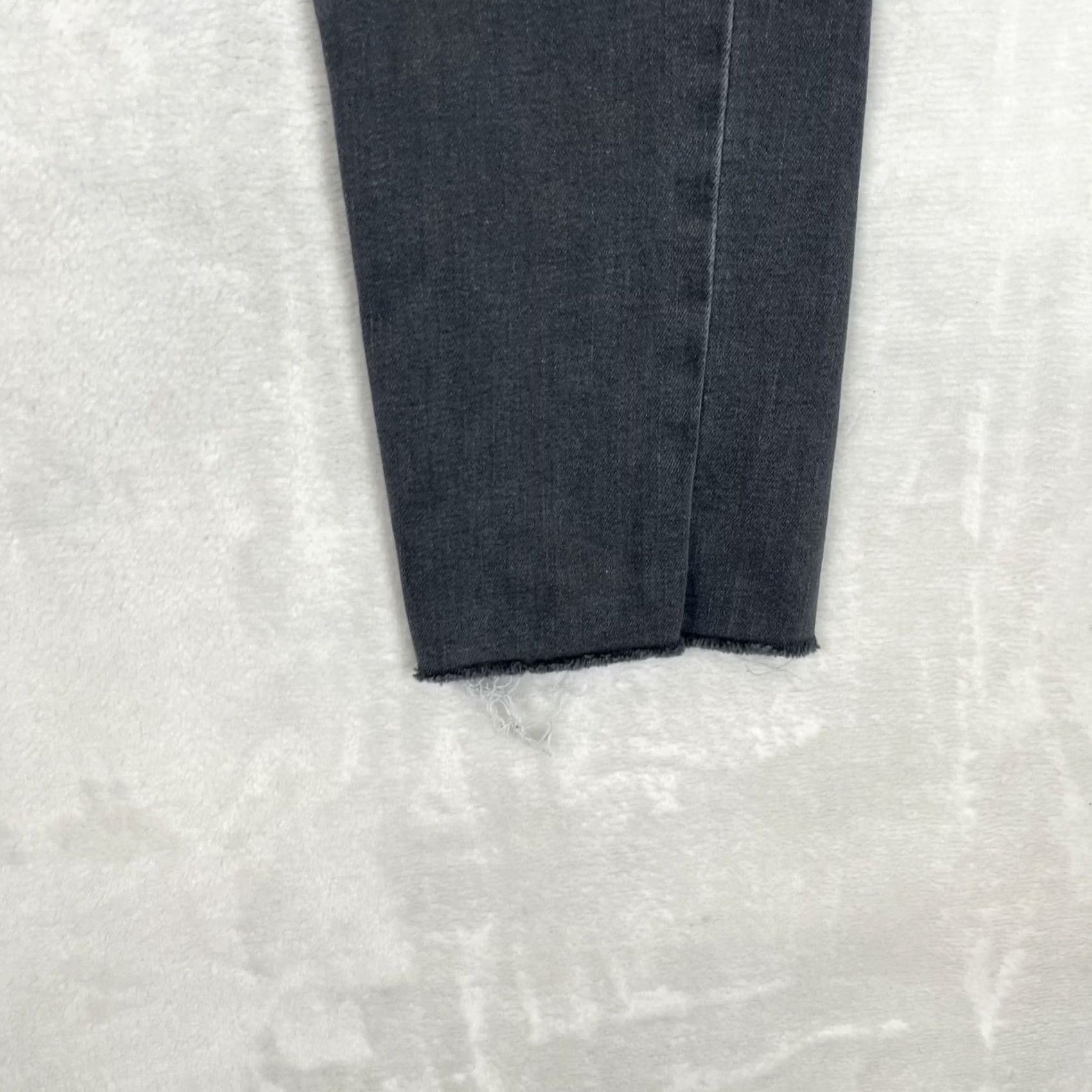 Levi's Levi's 311 Shaping Skinny Mid-Rise Jeans Womens 26x30 Black Charcoal Stretch Jeans Ladies Slim, Regular, 5-Pocket, Zip Closure Size 26" / US 2 / IT 38 - 2 Thumbnail