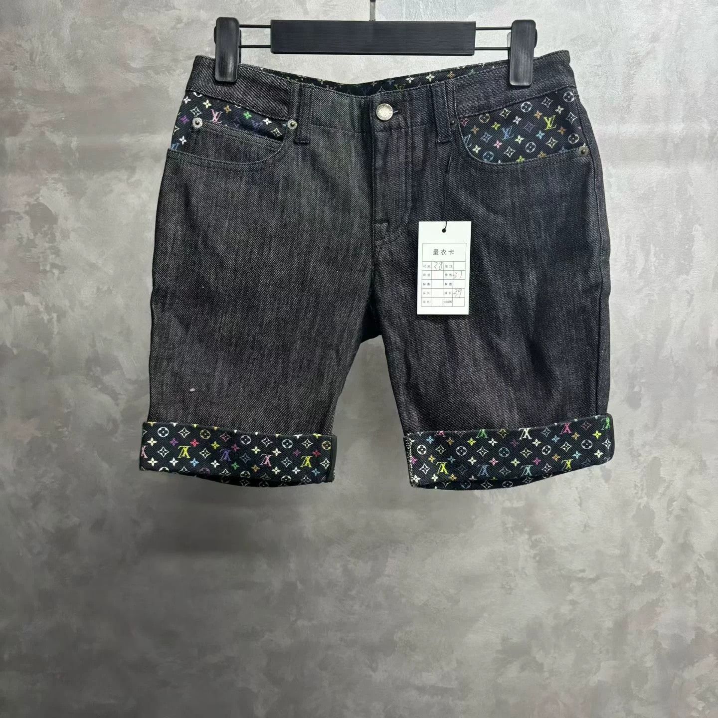 Louis Vuitton Louis Vuitton Classic Black Monogram Denim Shorts Size US 38 / EU 54 - 1 Thumbnail
