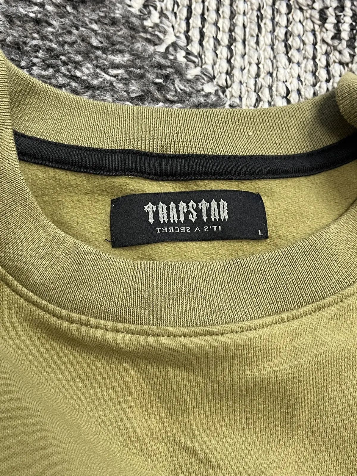 Trapstar London Vintage Trapstar London Green Logo Sleeve T-Shirt Size L Size US L / EU 52-54 / 3 - 3 Thumbnail