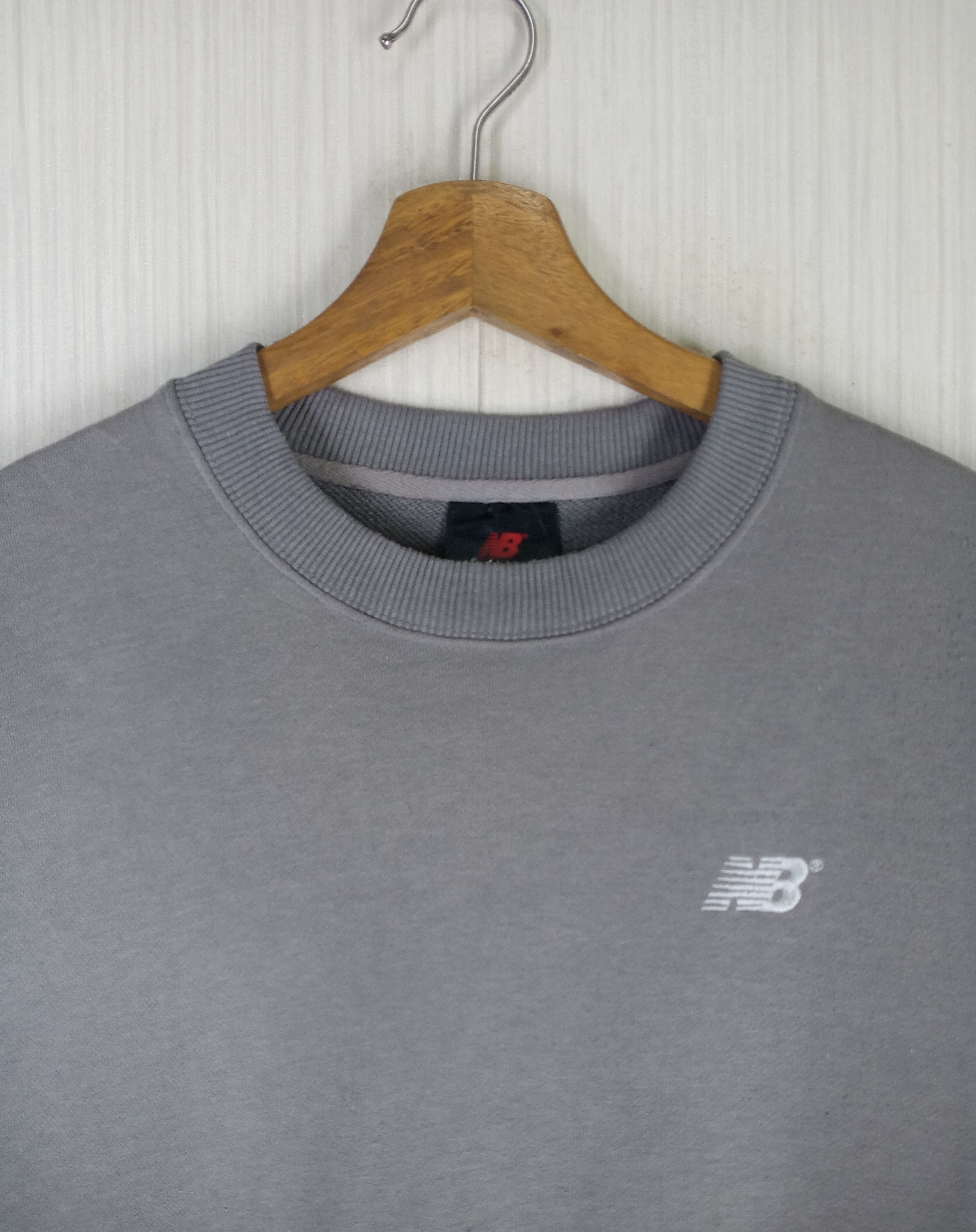 New Balance Rare Vintage New Balance Small Logo Sweatshirt Size US M / EU 48-50 / 2 - 1 Thumbnail