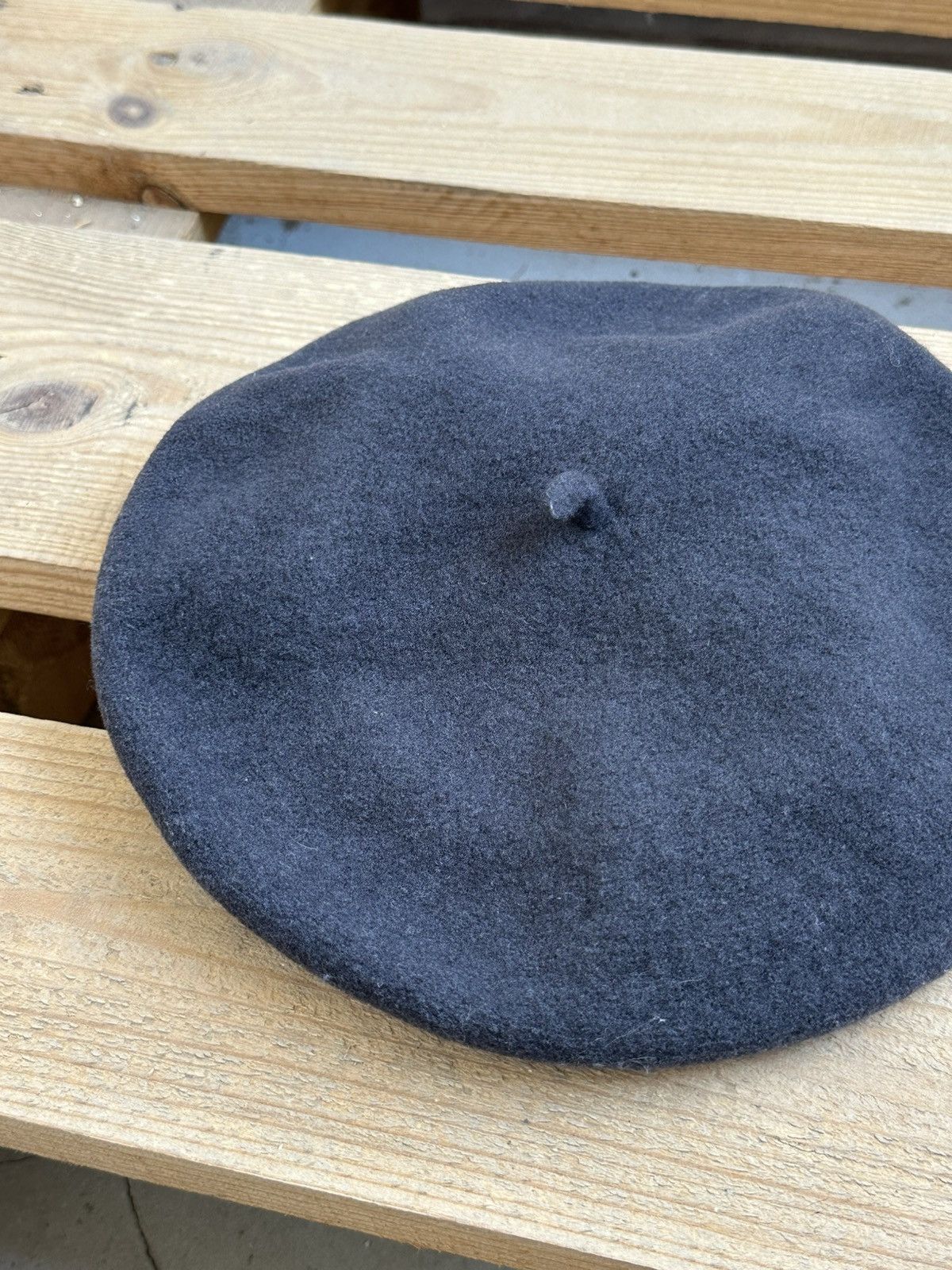 Designer Pierre Laulhere Made in France Wool Grey Beret Unisex Hat Size ONE SIZE - 2 Thumbnail