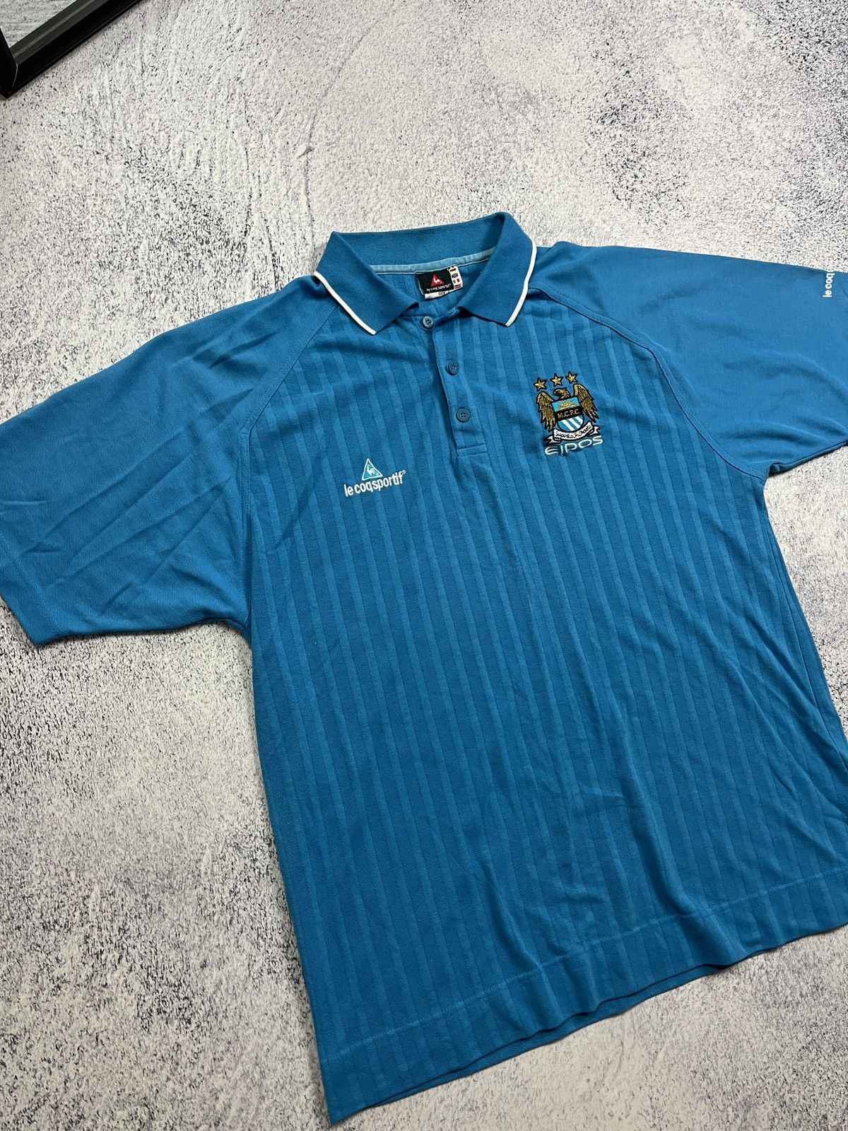Le Coq Sportif × Vintage Vintage 90s Manchester City Le Coq Sportif Jersey Polo Shirt Size US L / EU 52-54 / 3 - 4 Thumbnail