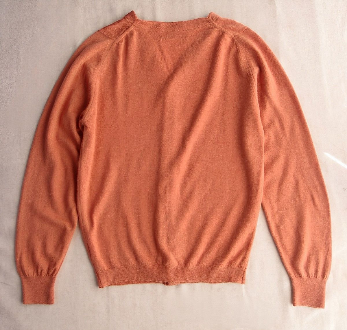 John Smedley 90s–Early 00s John Smedley Salmon Pink Merino Wool Cardigan Size US S / EU 44-46 / 1 - 2 Thumbnail
