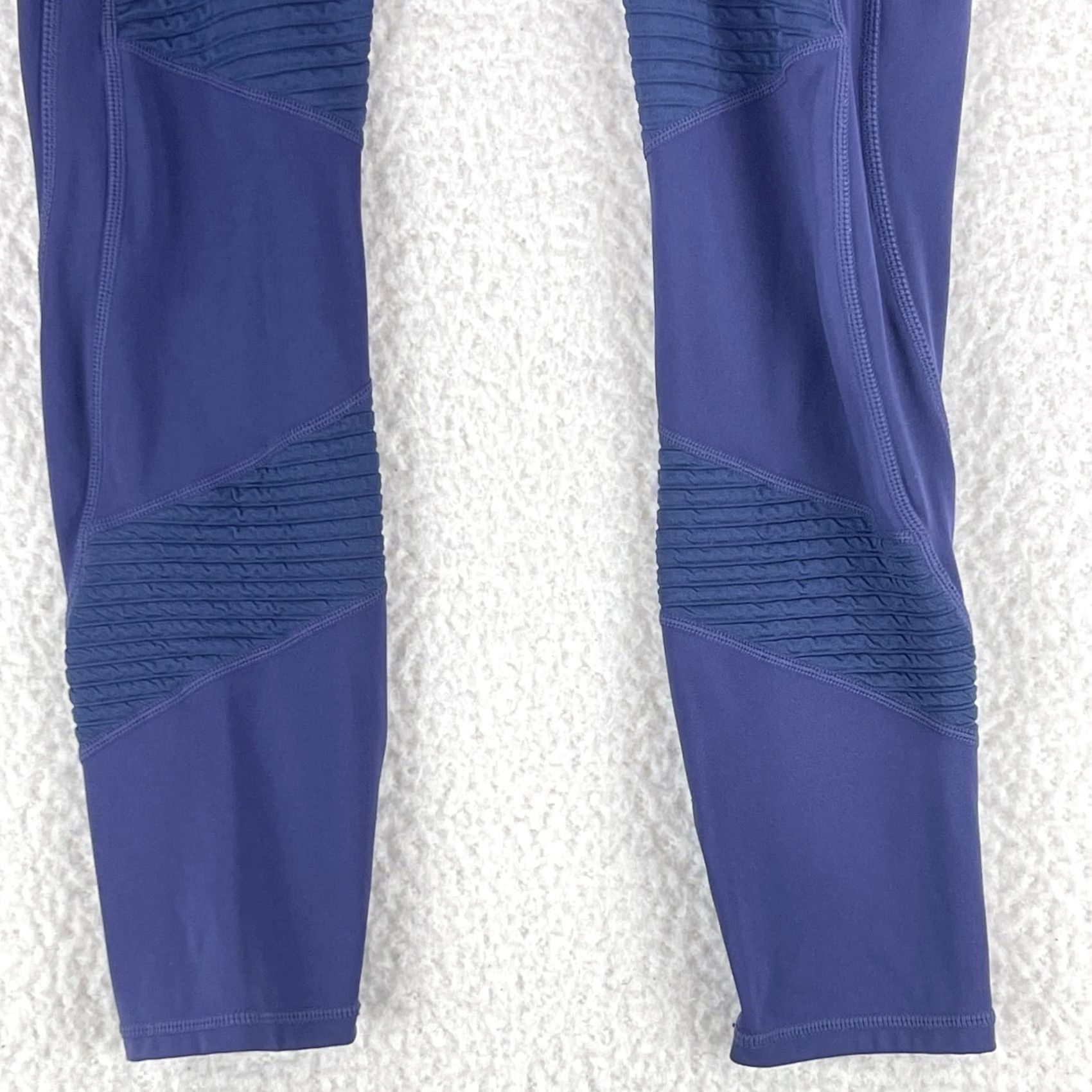Fabletics Fabletics Motion 365 Purple Full Length Leggings Womens Pull On Stretch Size S Size 27" / US 4 / IT 40 - 3 Thumbnail