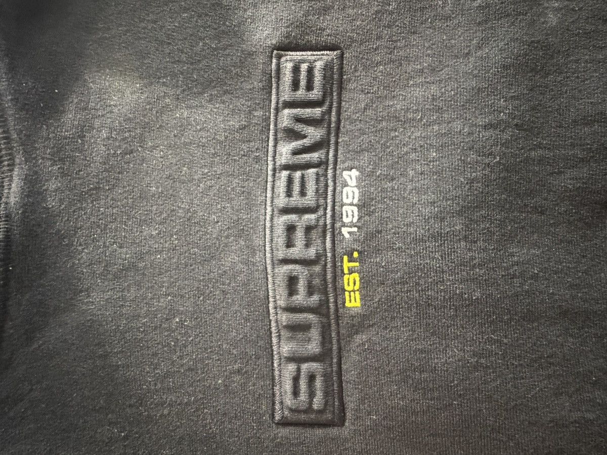 Supreme Black supreme hoodie size m Size US M / EU 48-50 / 2 - 2 Thumbnail