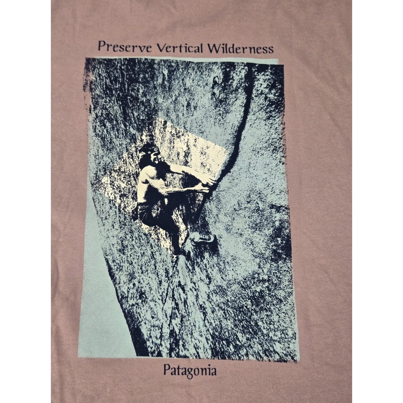 Patagonia Patagonia Shirt Mens Medium Responsibili-Tee Pocket Climbing Wilderness Graphic Size US M / EU 48-50 / 2 - 7 Thumbnail