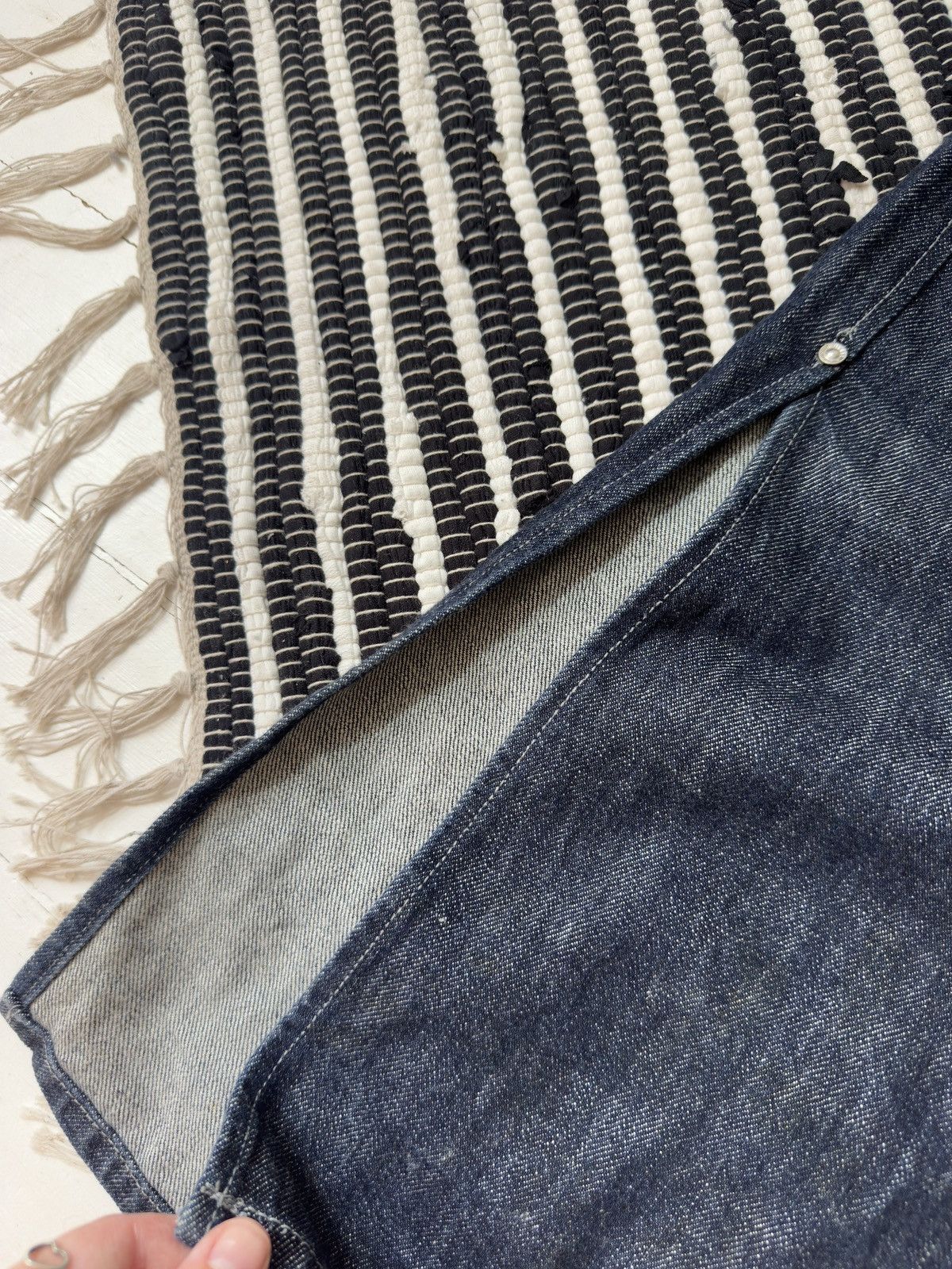 Diesel VINTAGE DIESEL 2000s DENIM MIDI SKIRT Size 28" / US 6 / IT 42 - 10 Thumbnail